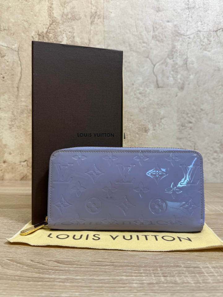 Louis Vuitton Lavender Vernis Zippy Wallet