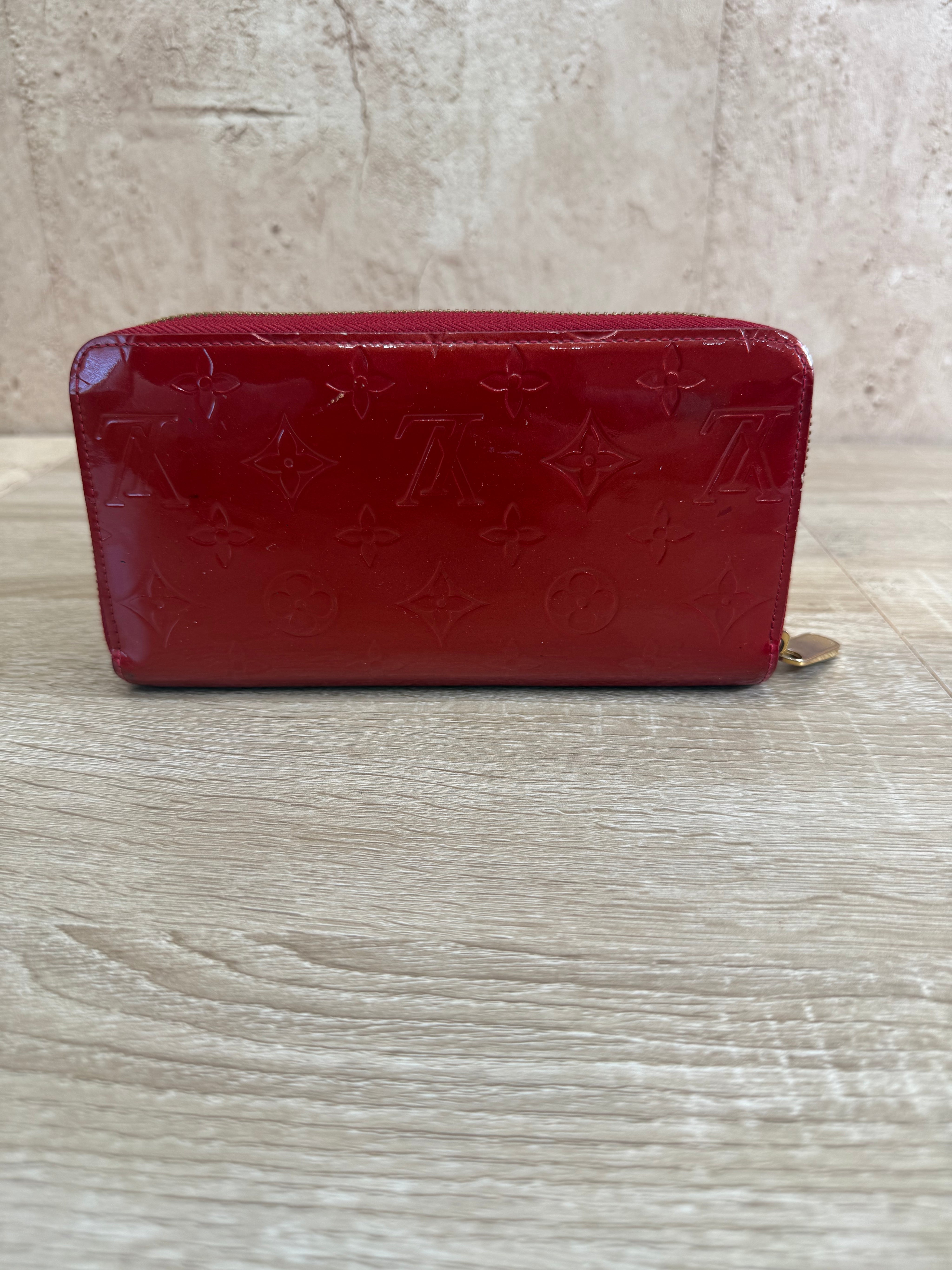 Louis Vuitton Red Vernis Zippy Wallet