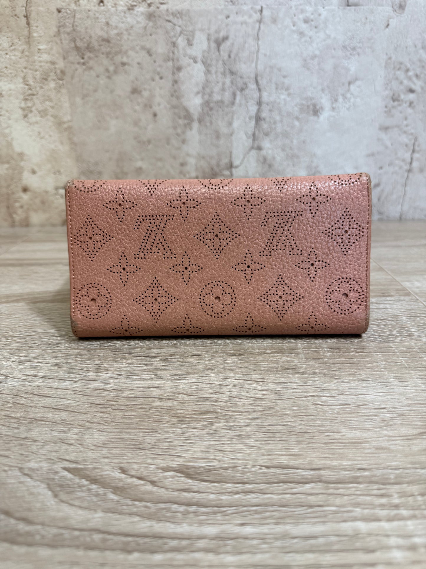 Louis Vuitton Rose Pink Mahina Amelia Flap Long Wallet