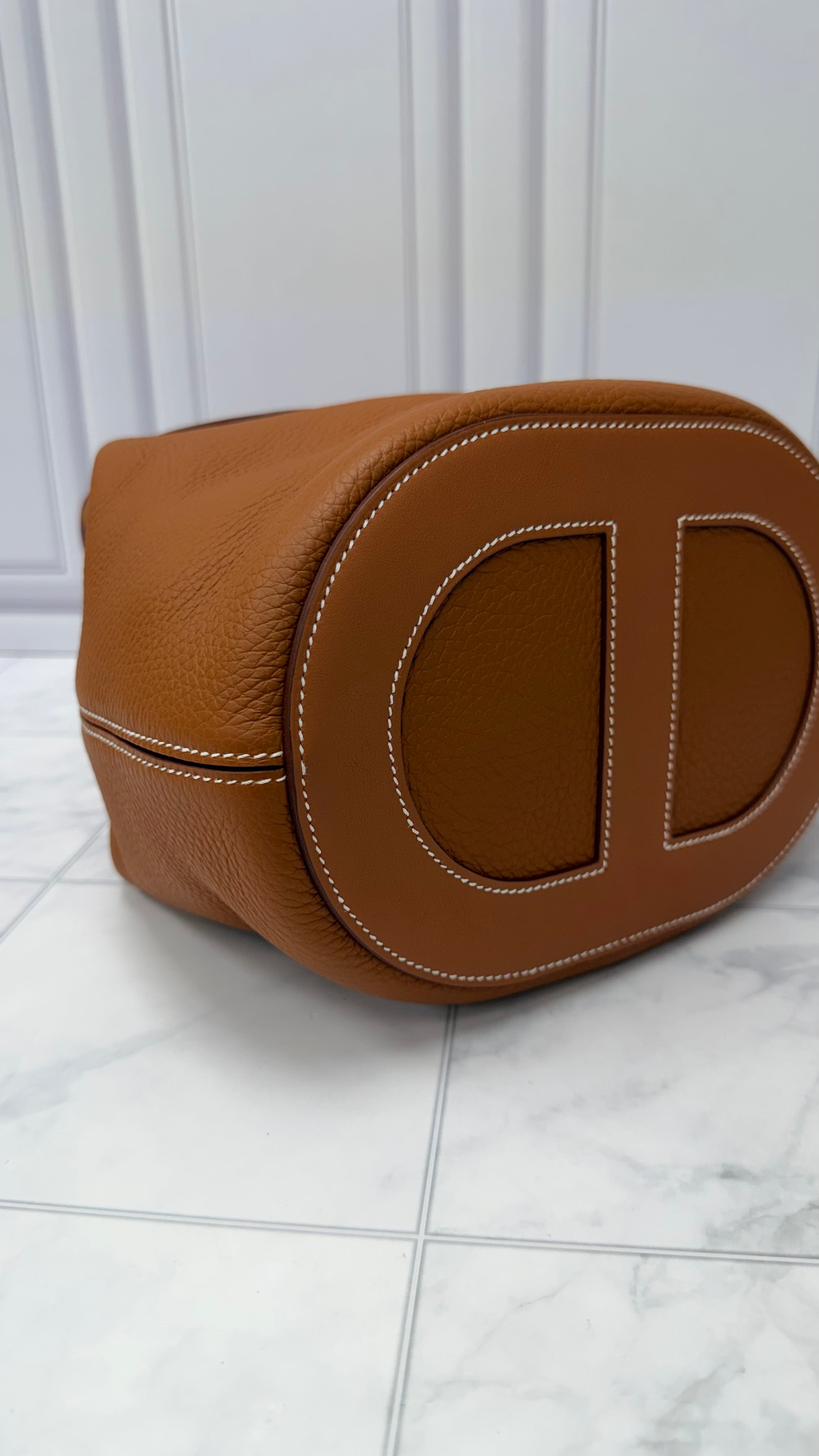 *DONS PRE DROP* BRAND NEW - Hermes Brown Taurillon Clemence In The Loop 23 Handbag