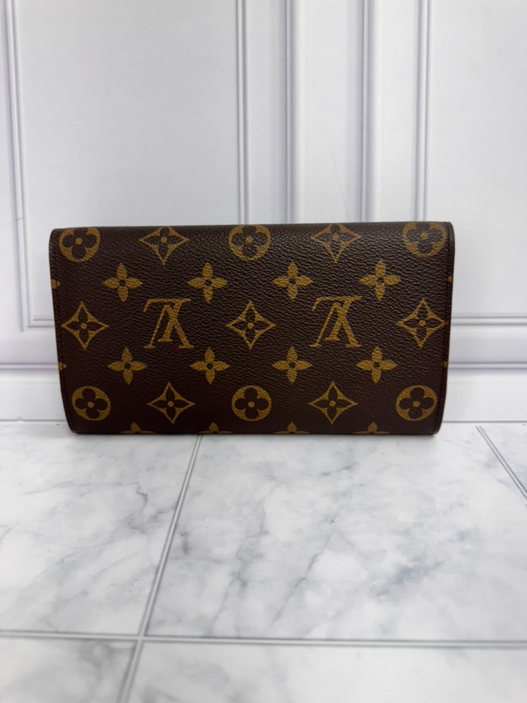 Louis Vuitton Monogram International Wallet