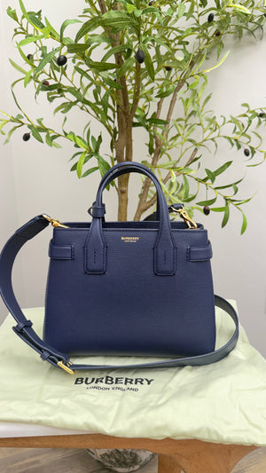 *DONS DROP* LIKE NEW- Burberry Blue Grainy Leather House Check Small Banner Tote
