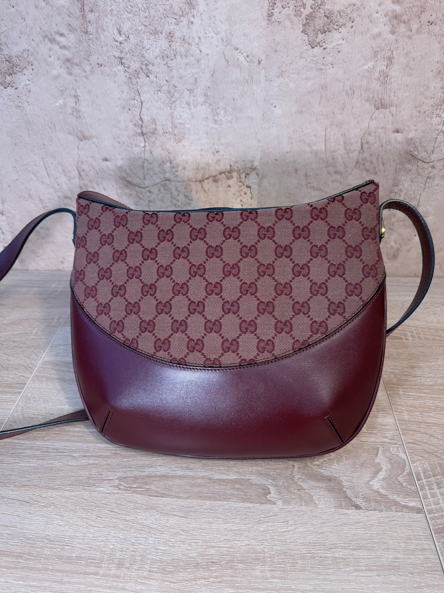 LIKE NEW Gucci Burgundy Canvas & Leather Arli GG Shoulder Bag