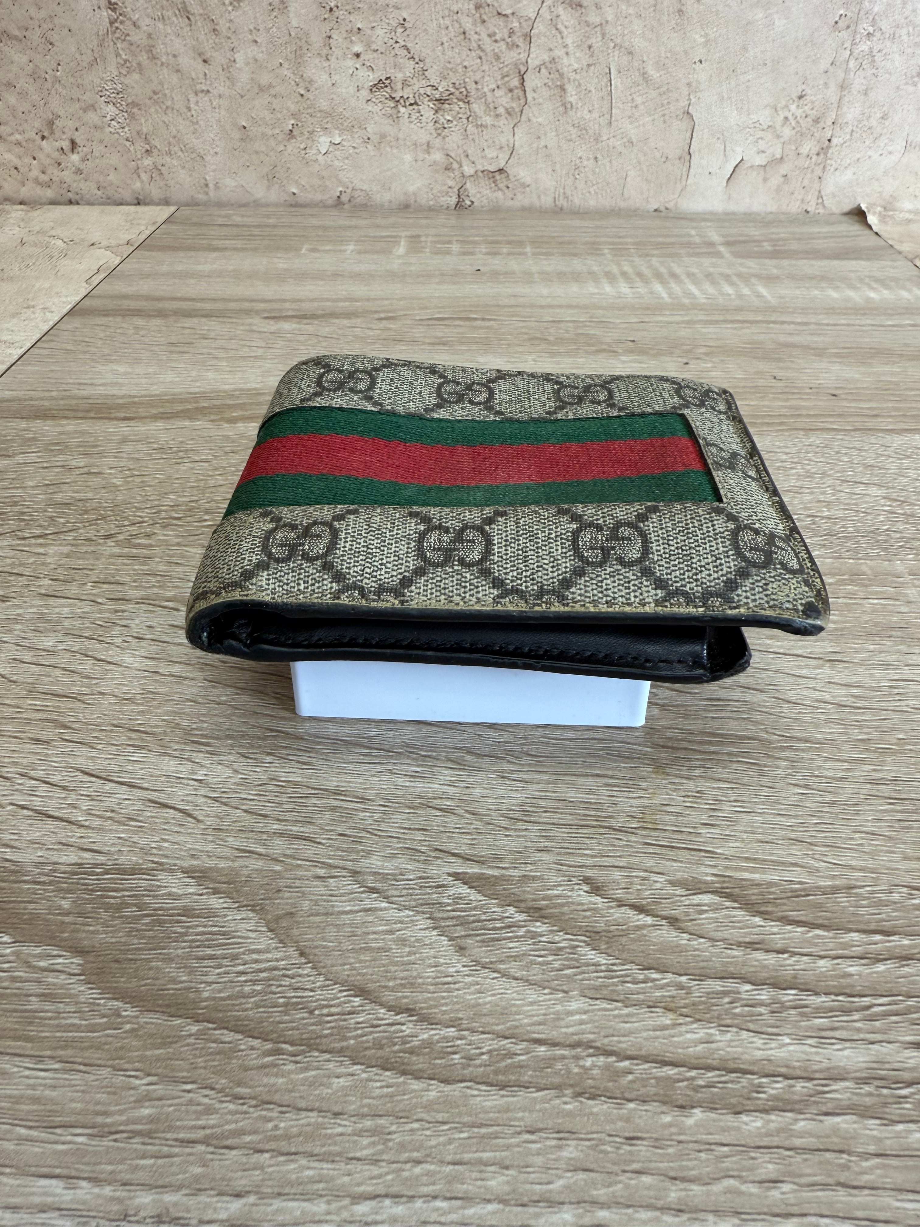 Gucci Brown Canvas GG Supreme Bifold Wallet