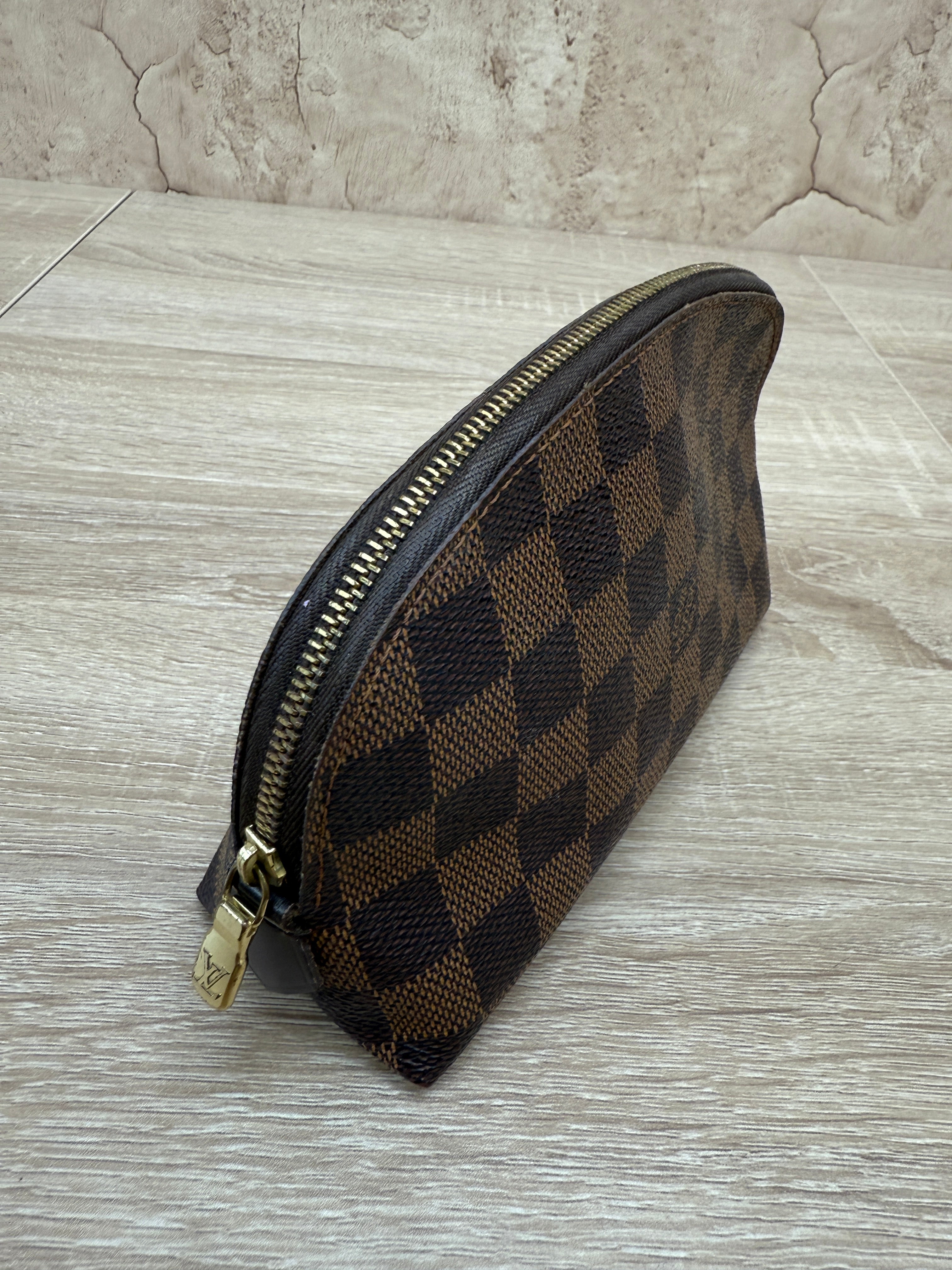 Louis Vuitton Damier Ebene Cosmetic Case