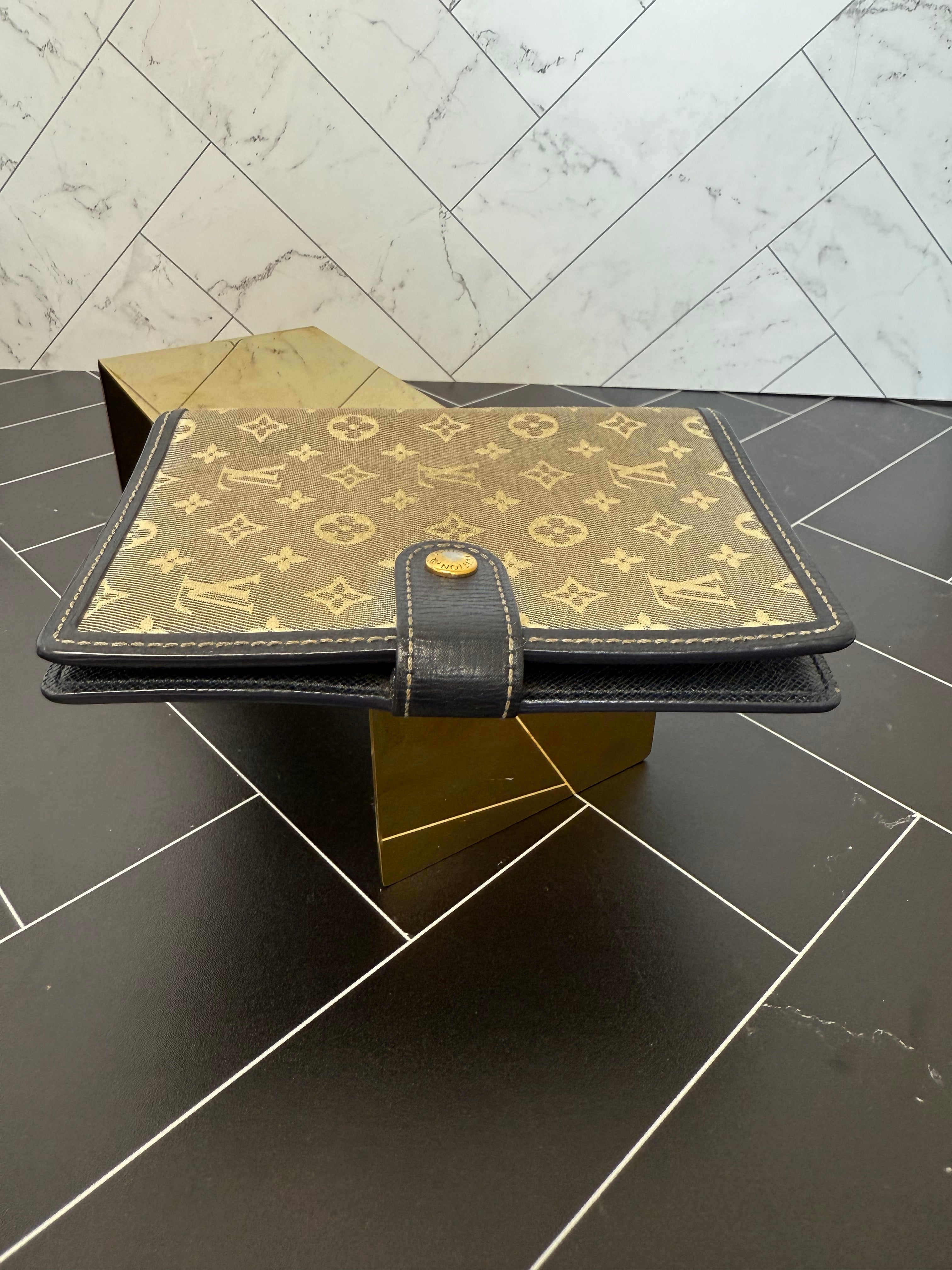 Louis Vuitton Navy Blue Mini Lin Agenda Passport Holder PM