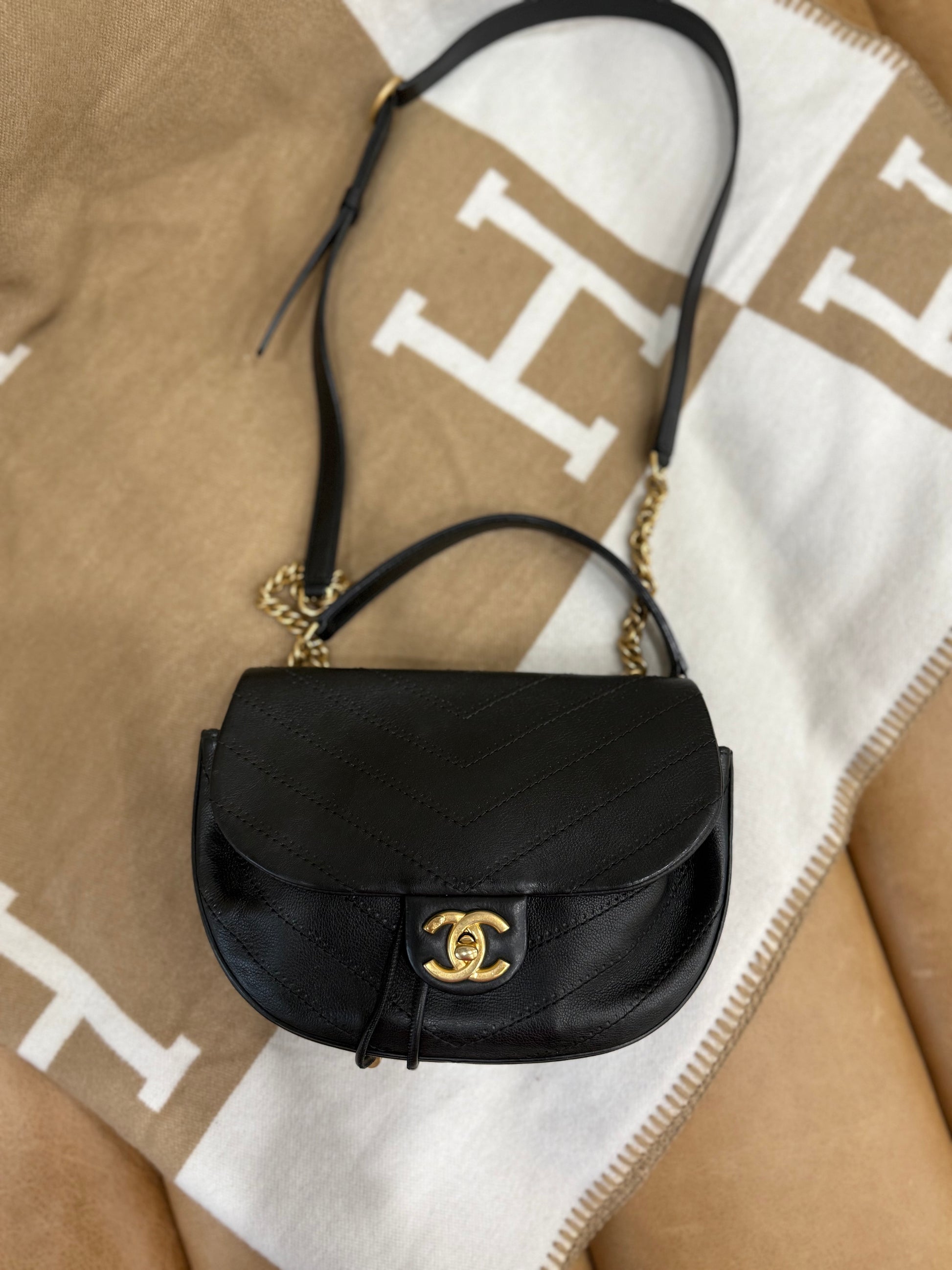 Chanel Black Lambskin V Stitch 2Way Bag