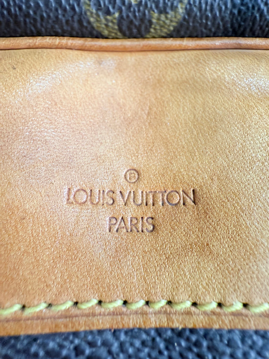 Louis Vuitton Monogram Deauville Bag