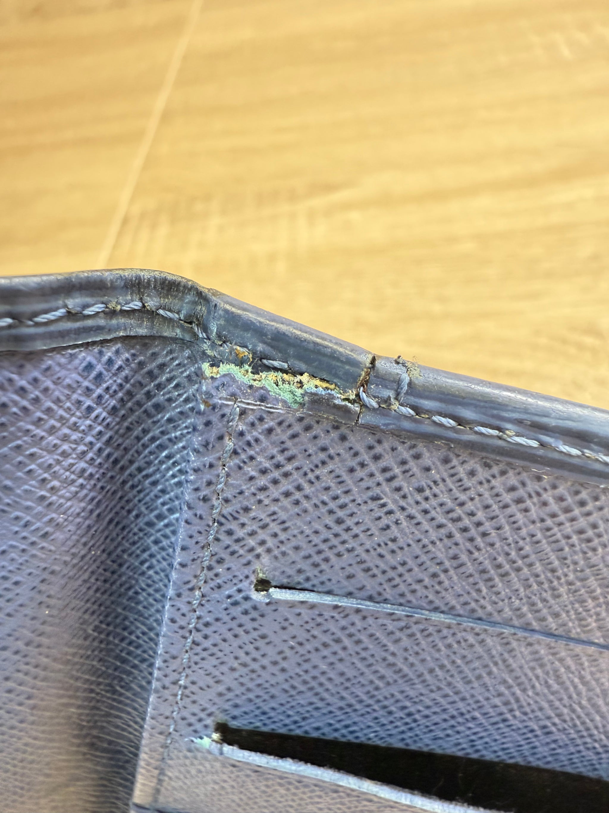 Louis Vuitton Blue Epi Pocket Organizer