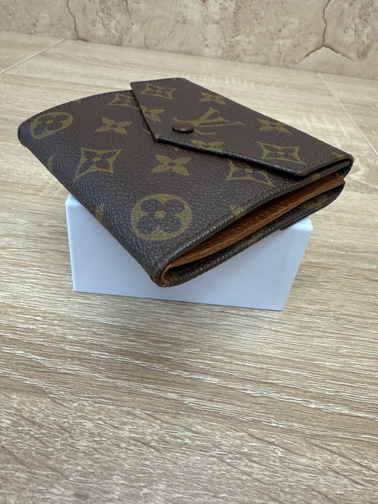Louis Vuitton Monogram Elise Compact Wallet