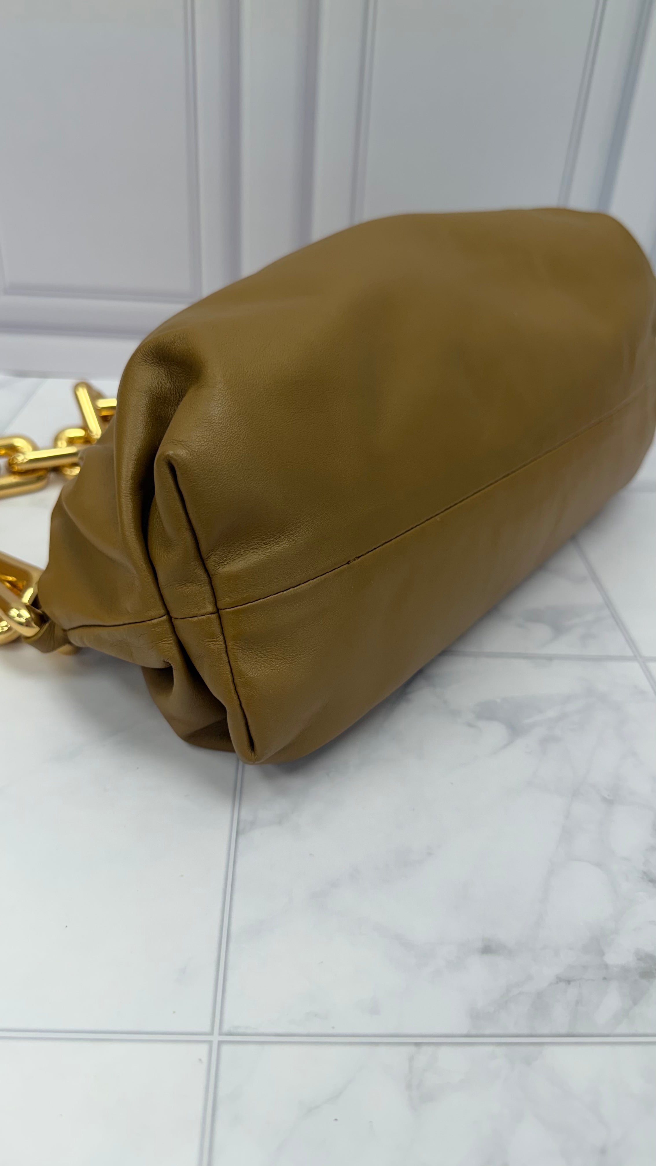 *DONS DROP* Bottega Veneta Brown Leather The Pouch Chain Shoulder Bag