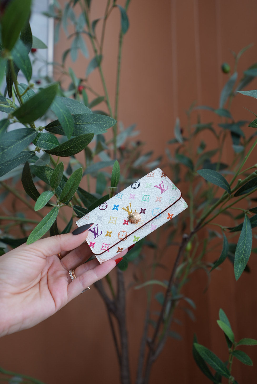 Louis Vuitton White Multicolore 4 Key Ring Holder