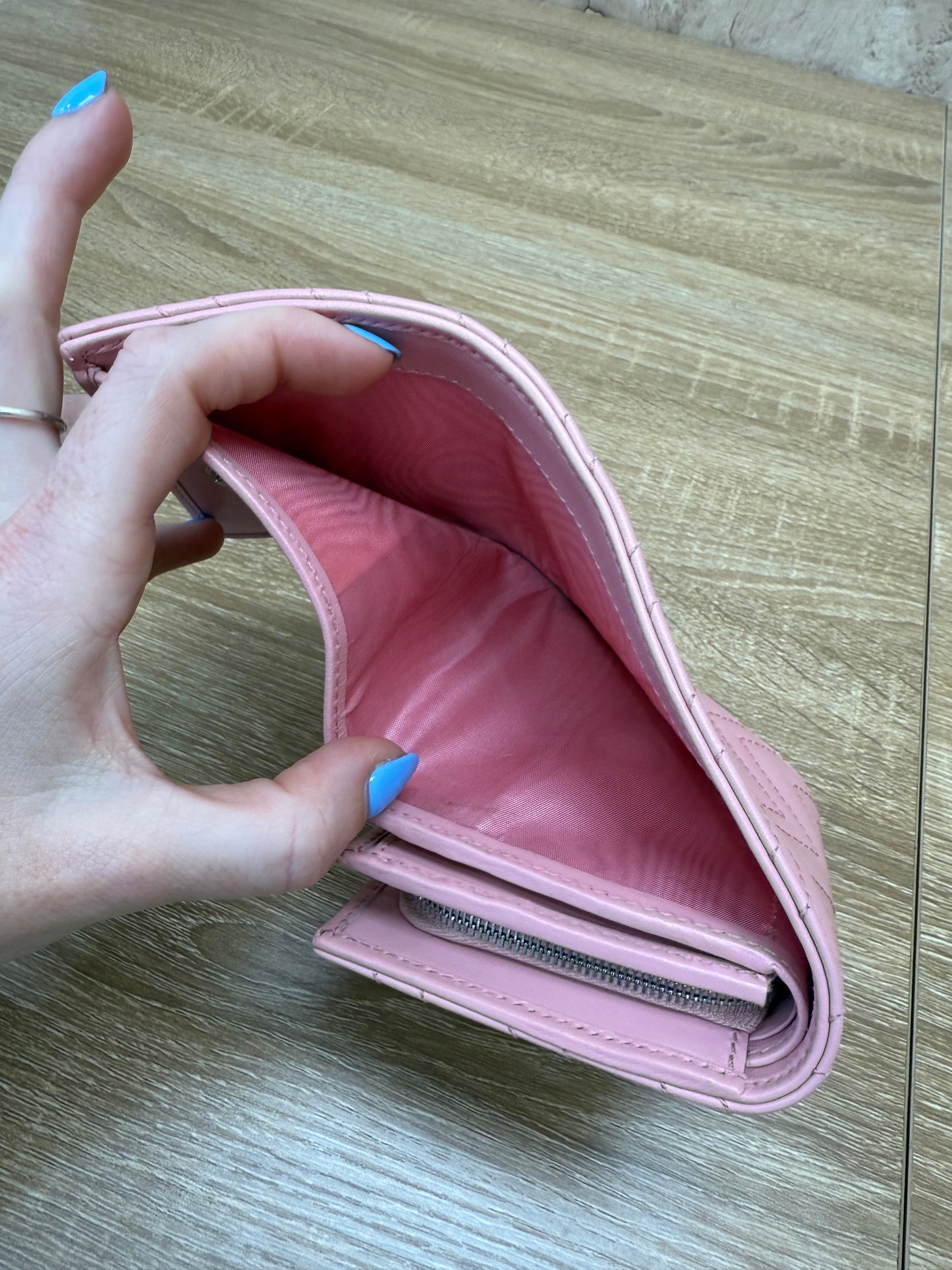 Gucci Pink Quilted Leather Marmont Compact Wallet