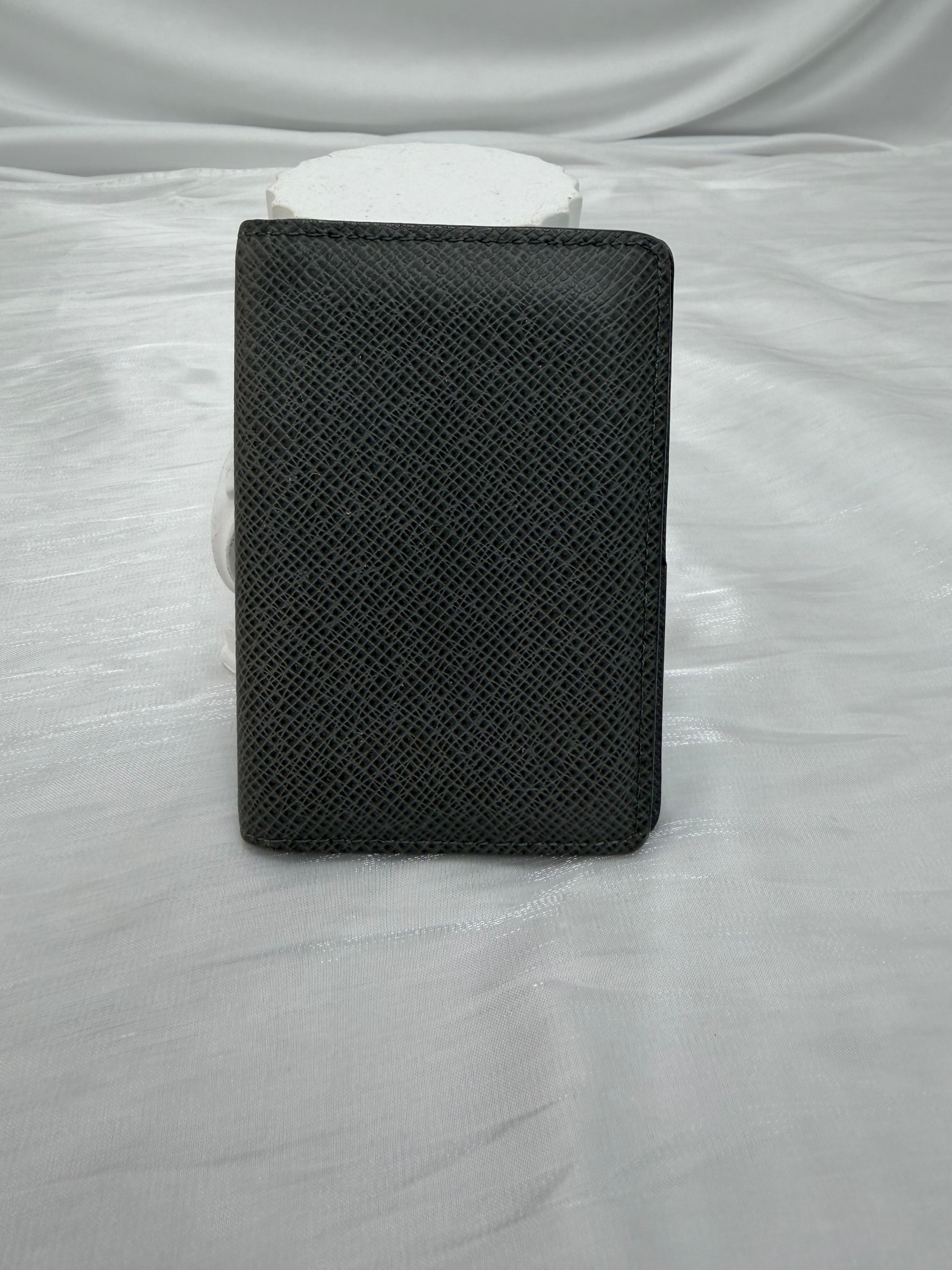 Louis Vuitton Gray Taiga Leather Pocket Organizer