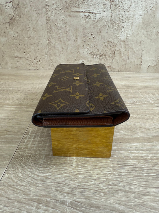 Louis Vuitton Monogram International Wallet