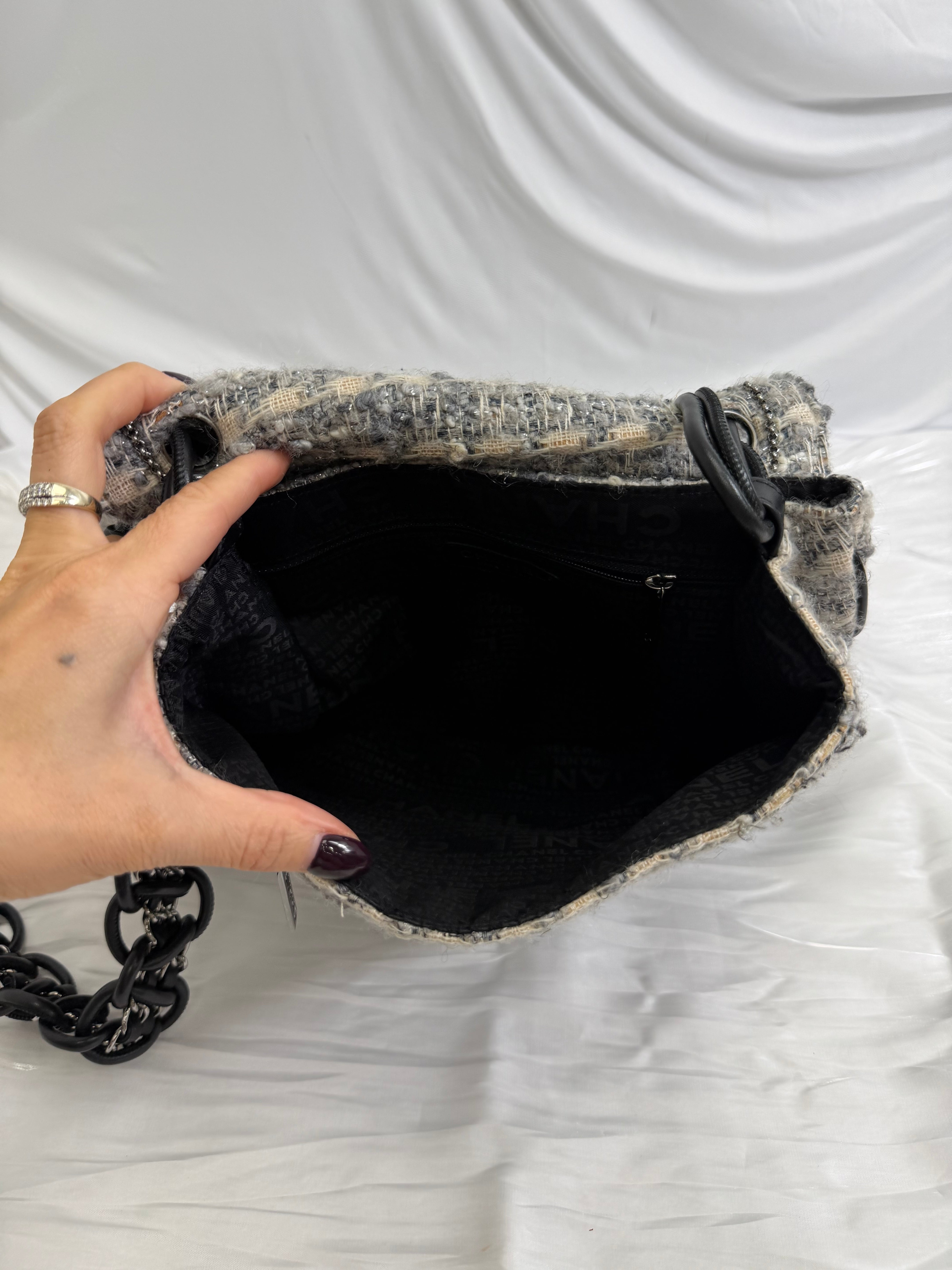 Chanel Gray Tweed Camellia Messenger Bag