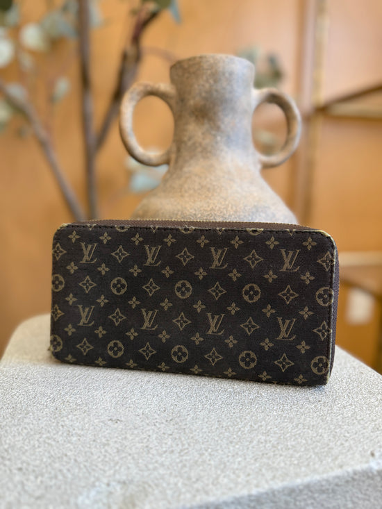 Louis Vuitton Brown Monogram Mini Lin Zippy Wallet