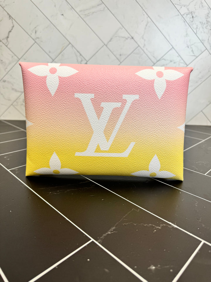 BRAND NEW Louis Vuitton By The Pool Kirigami Pochette