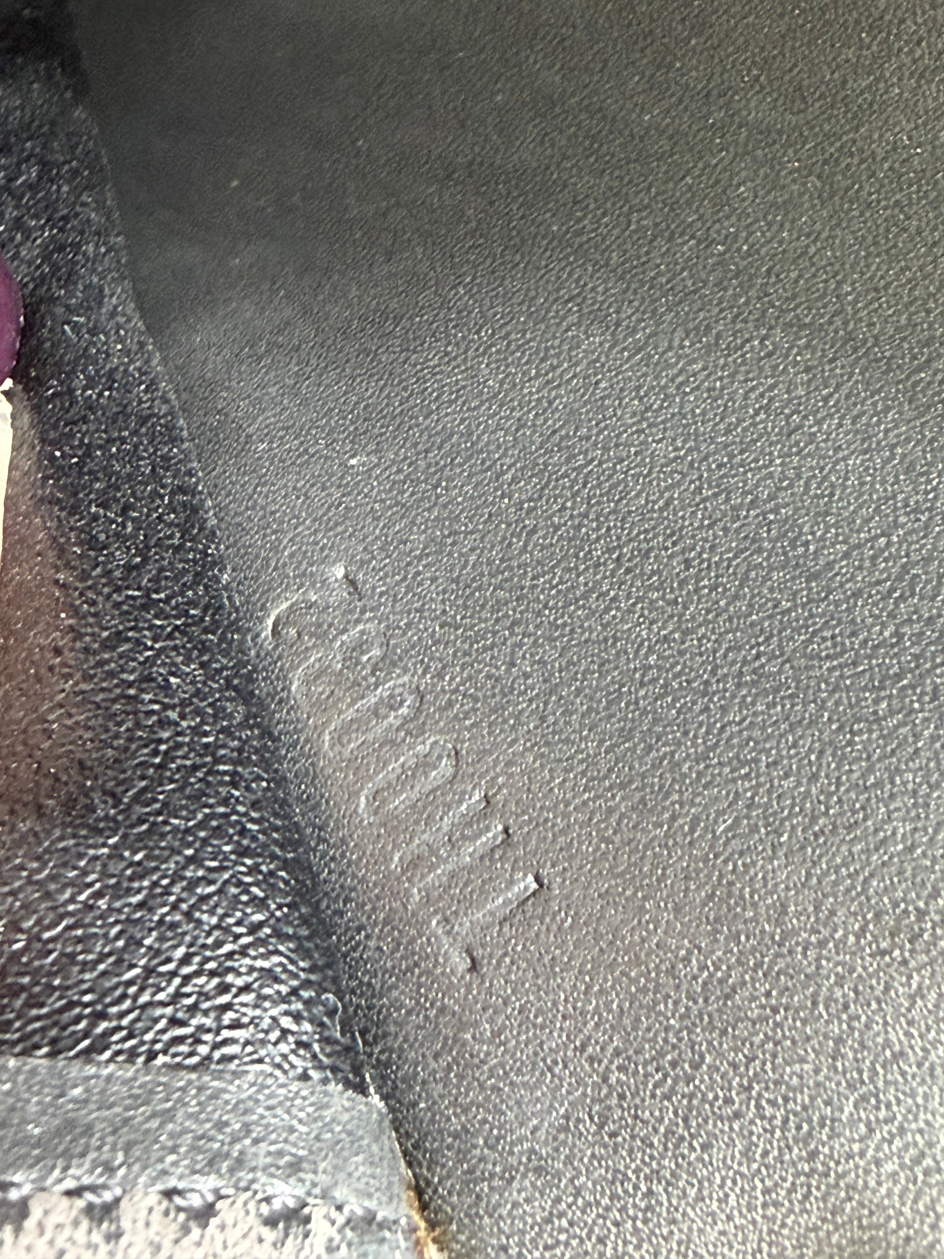 Louis Vuitton Gray Matte Vernis International Wallet