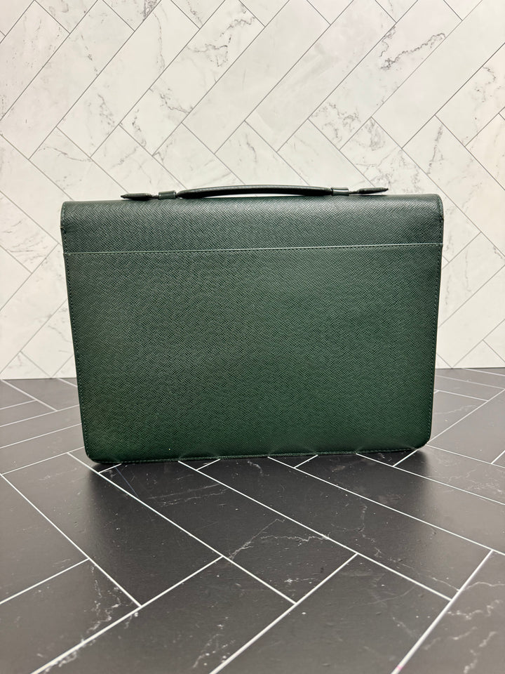 Louis Vuitton Green Taiga Leather Buisness Case