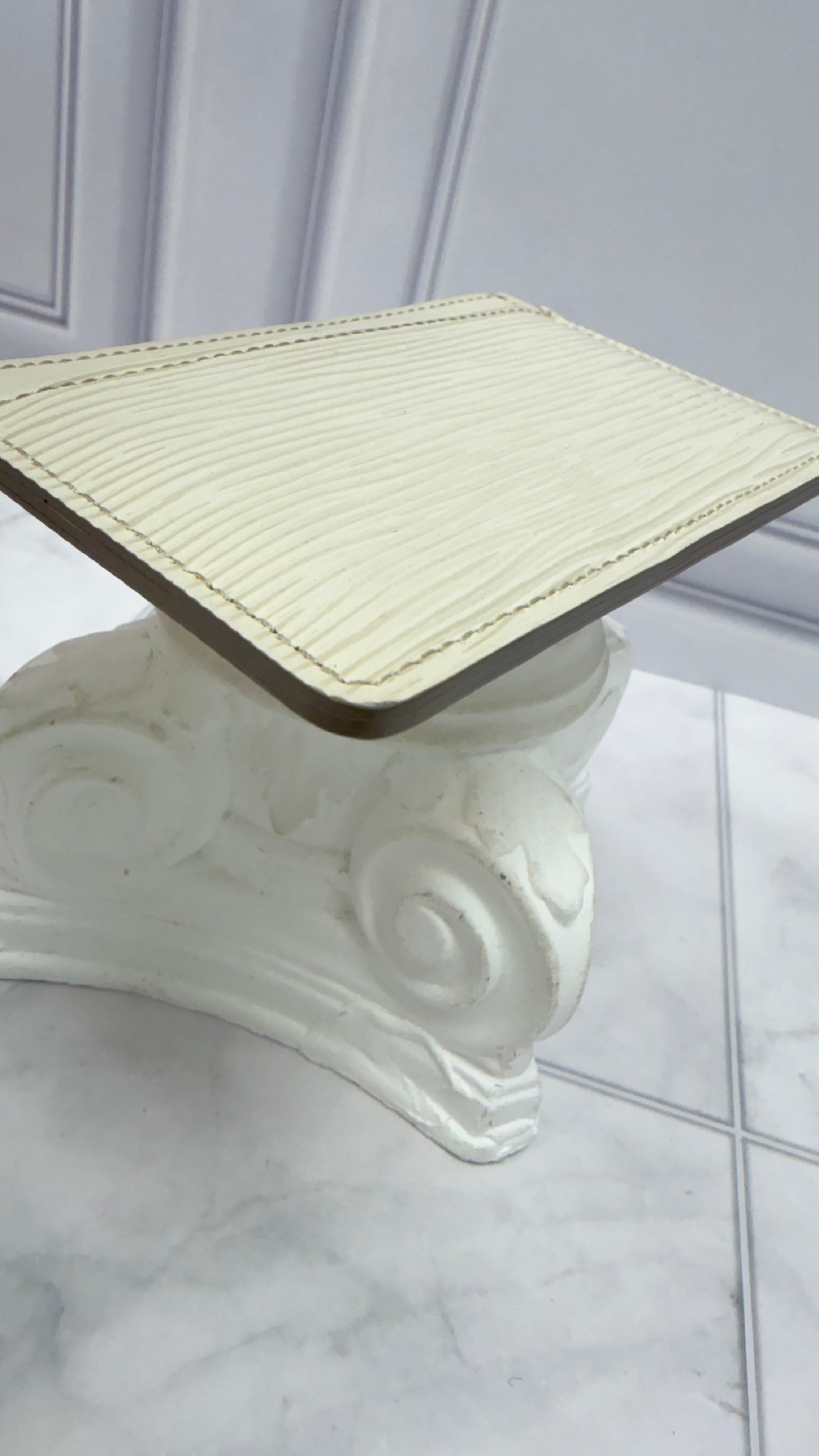 Louis Vuitton Ivory Epi Card Holder