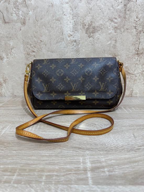 Louis Vuitton Monogram Favorite MM Crossbody Bag