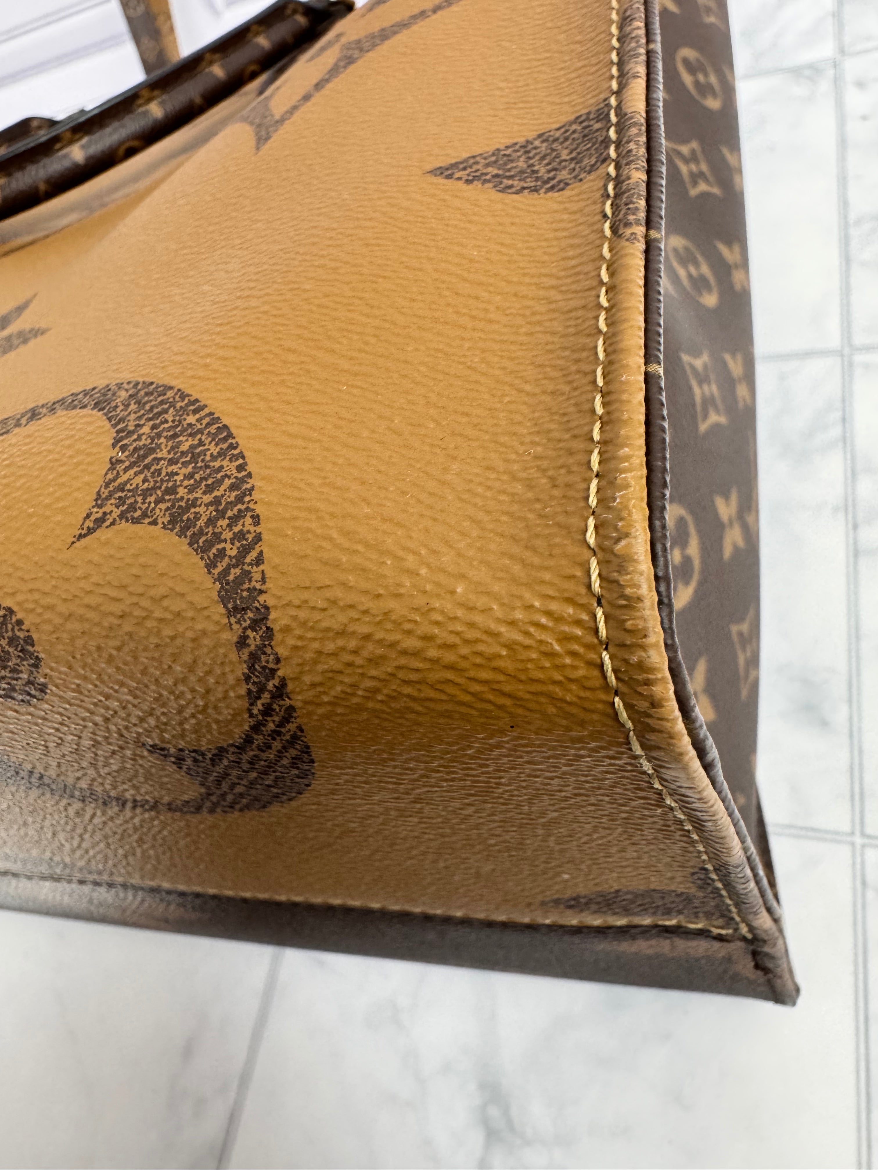 Louis Vuitton Monogram Giant On The Go Tote GM