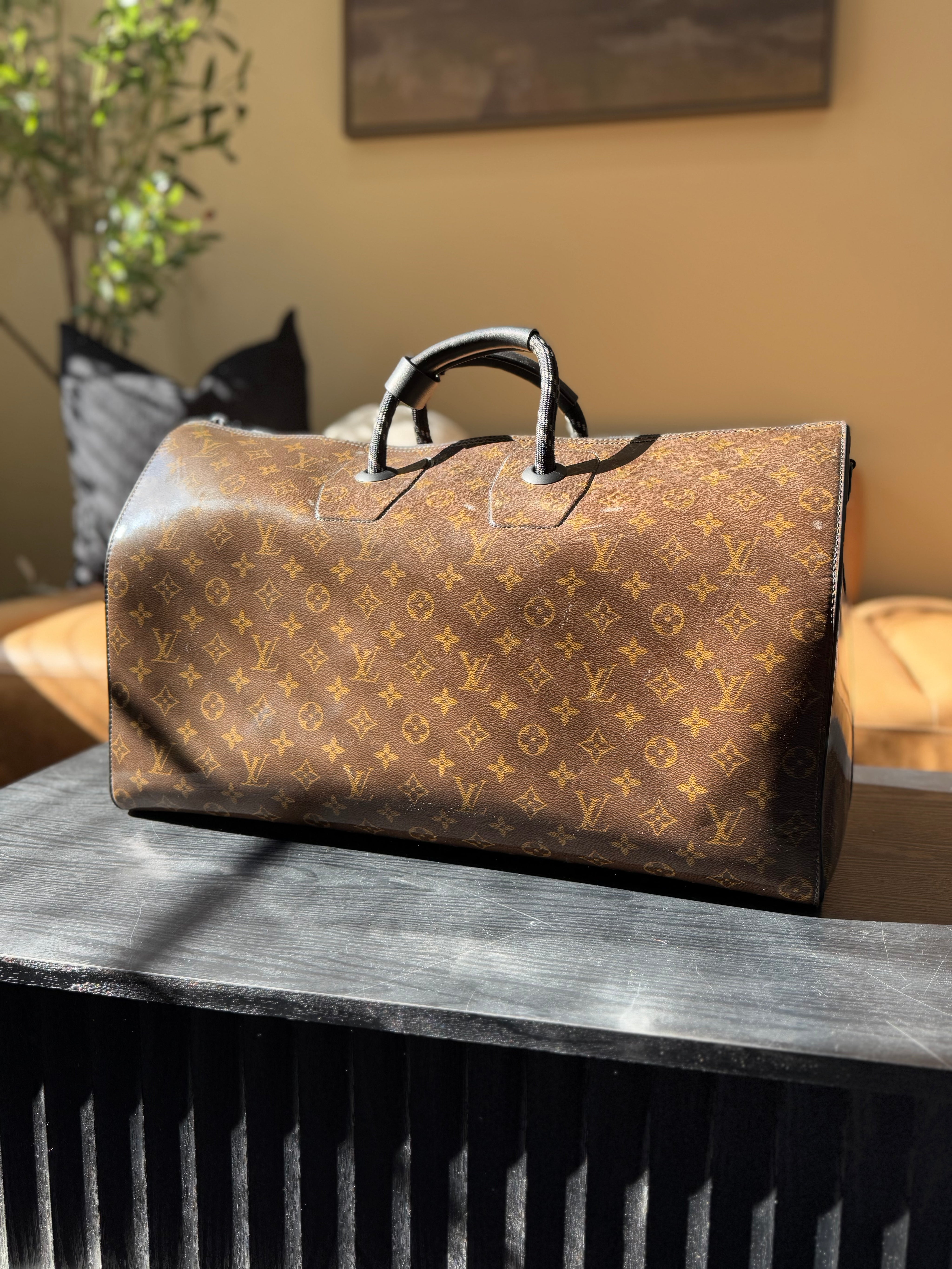 LIKE NEW- Louis Vuitton Limited Edition Monogram Glaze Canvas Keepall Bandouliere 50