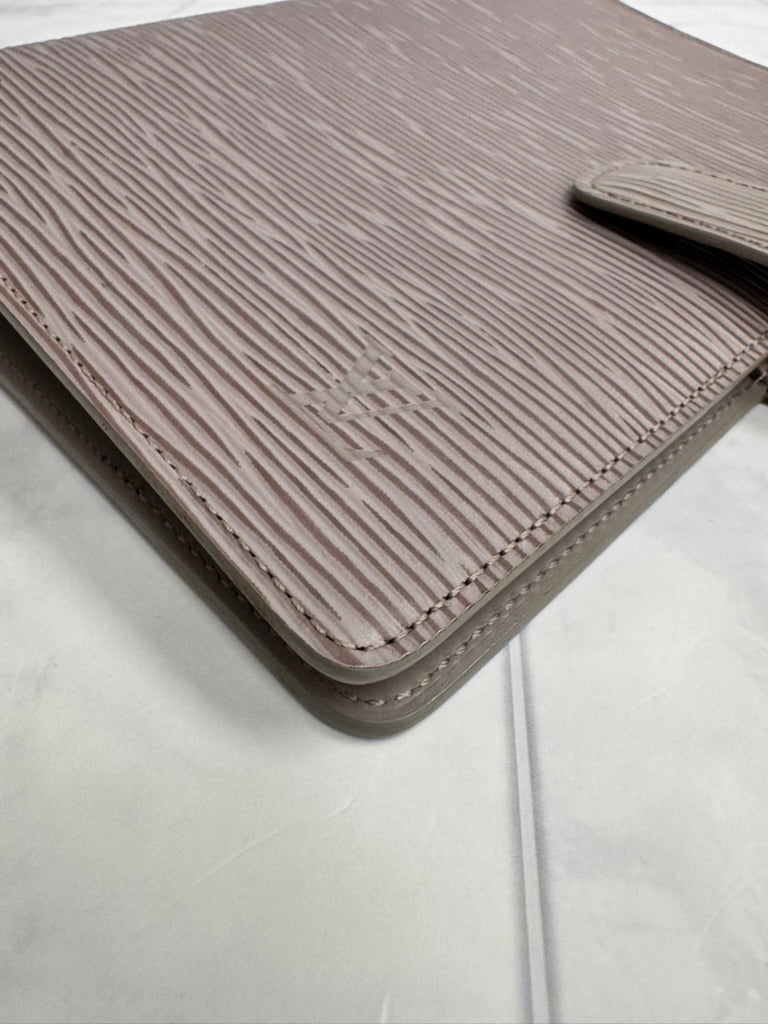 Louis Vuitton Lavender Epi Agenda MM