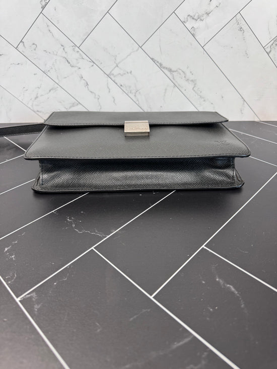 Louis Vuitton Black Taiga Leather Clutch