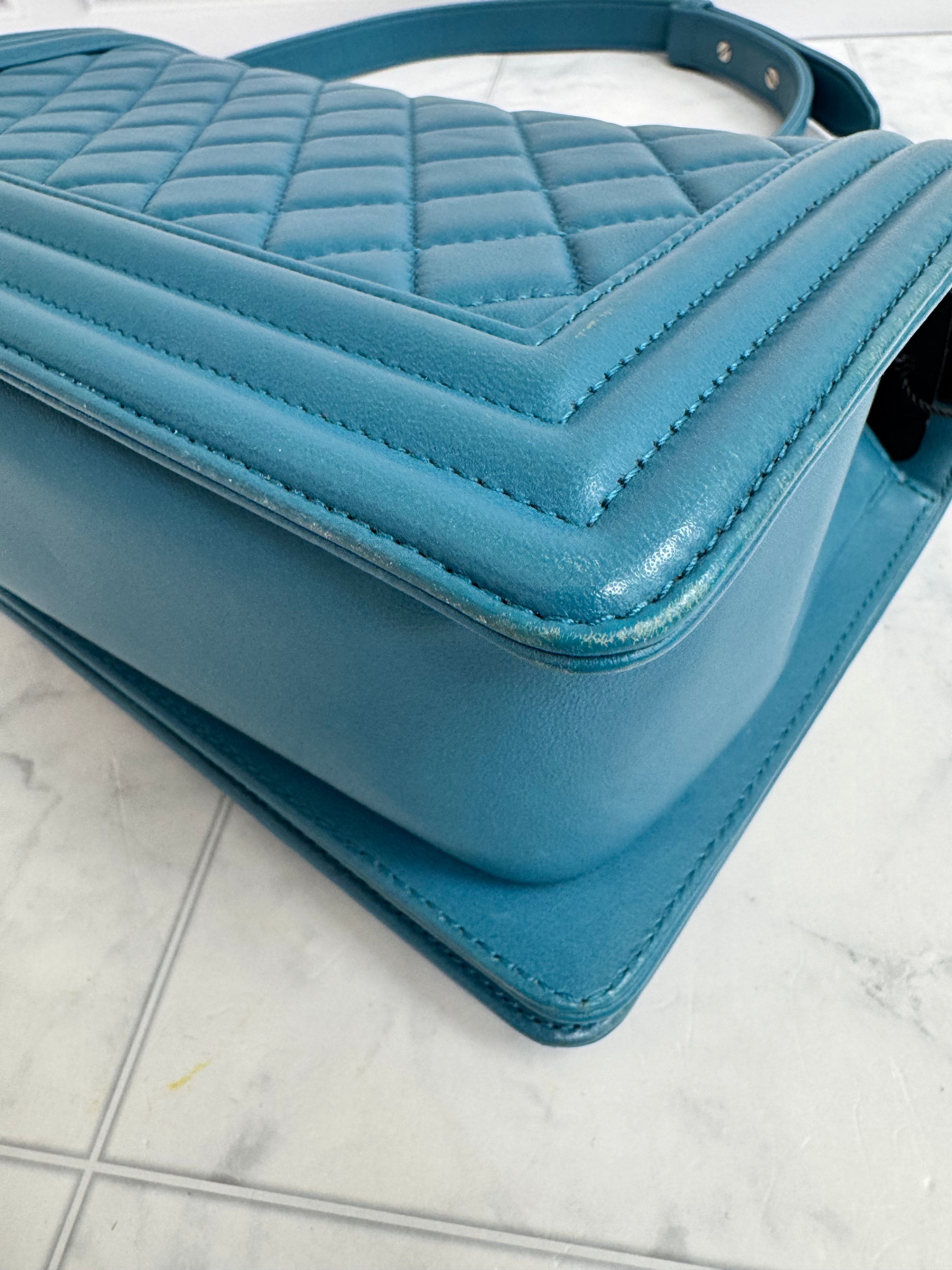 Chanel Turquoise Quilted Leather Medium Boy Flap Bag