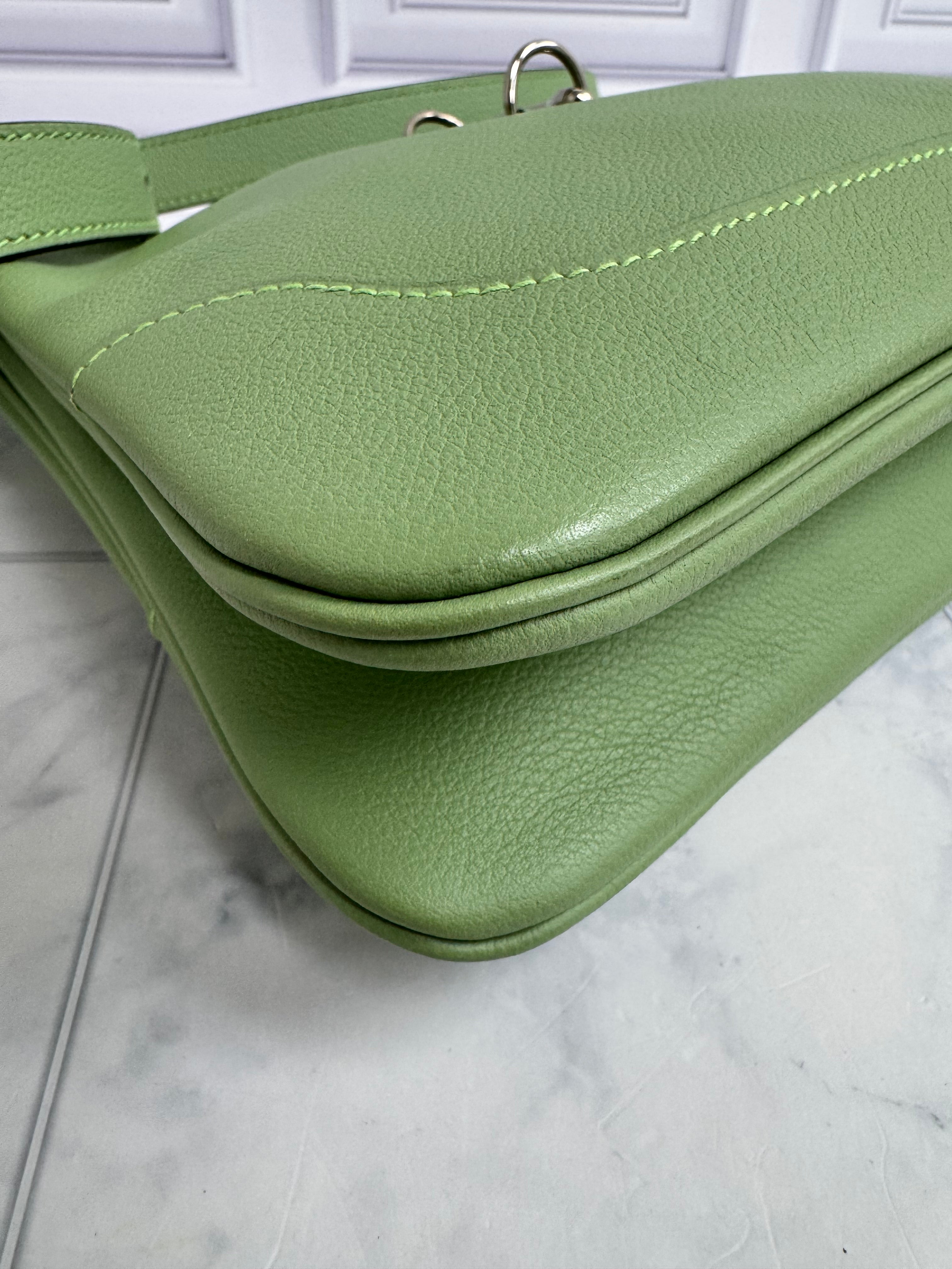 Hermes Vert Criquet Leather Trim Duo 24 Bag