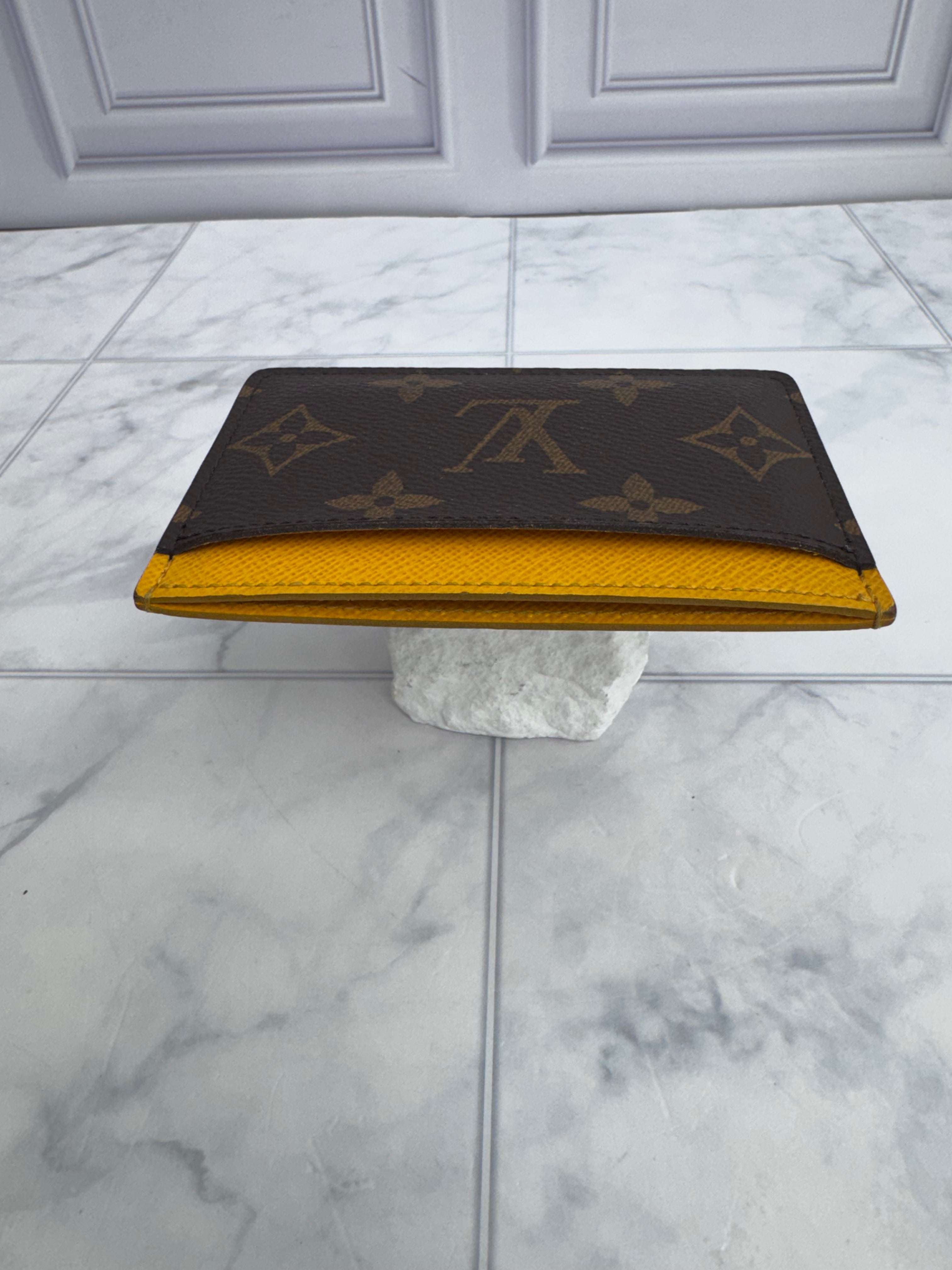 LIKE NEW - Louis Vuitton Monogram & Yellow Card Holder