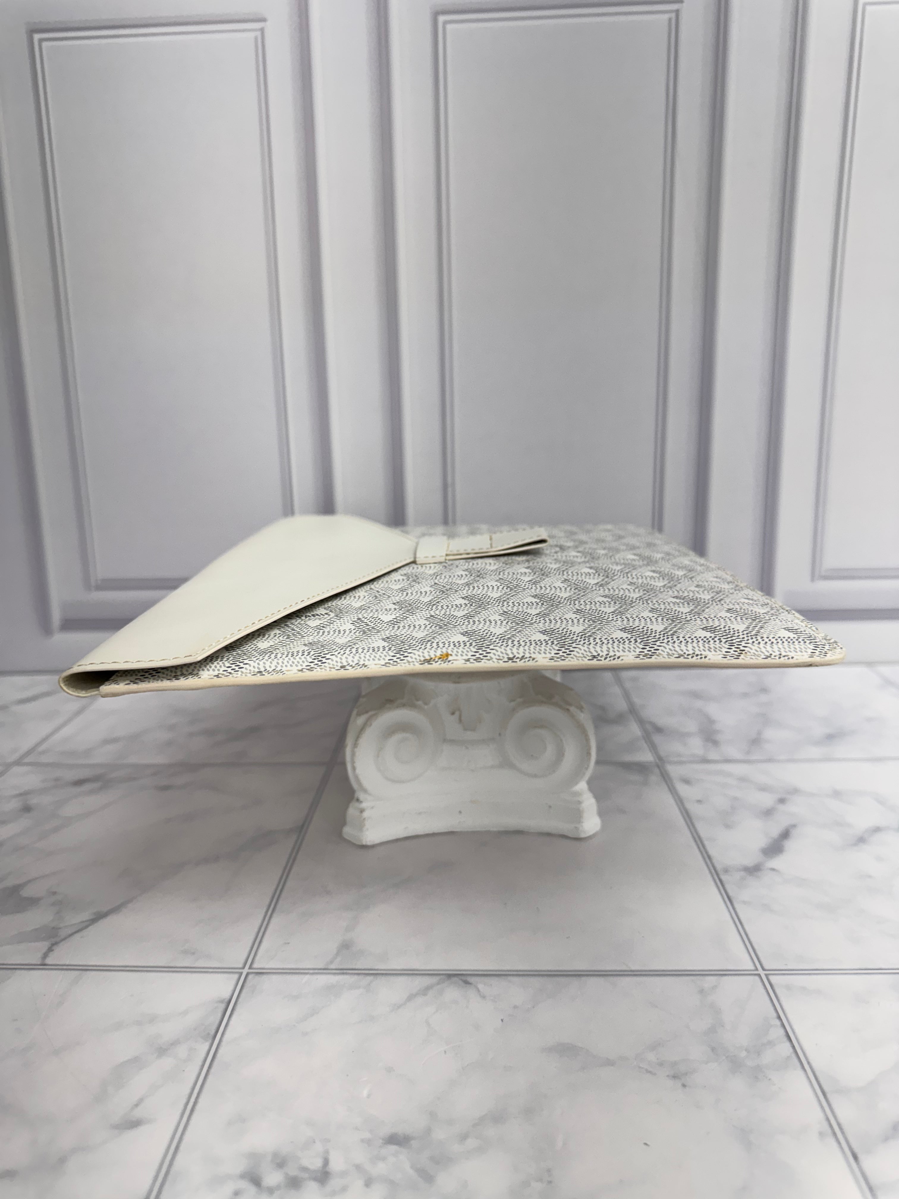 Goyard White Goyardine Camondo MM Horizontal Clutch Bag