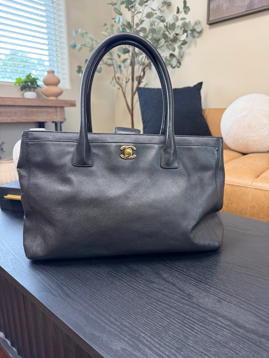 Chanel Black Leather Shoulder Tote