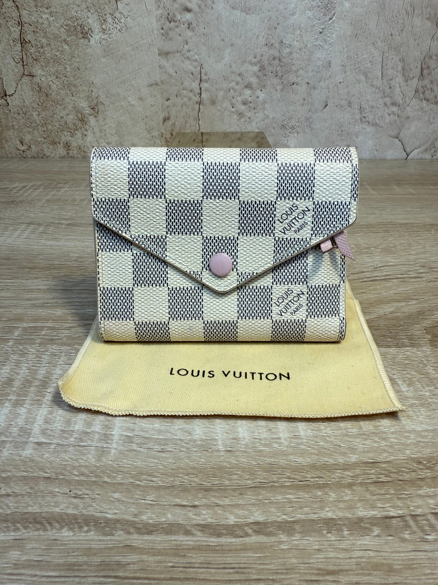 Louis Vuitton Damier Azur Victorine Wallet