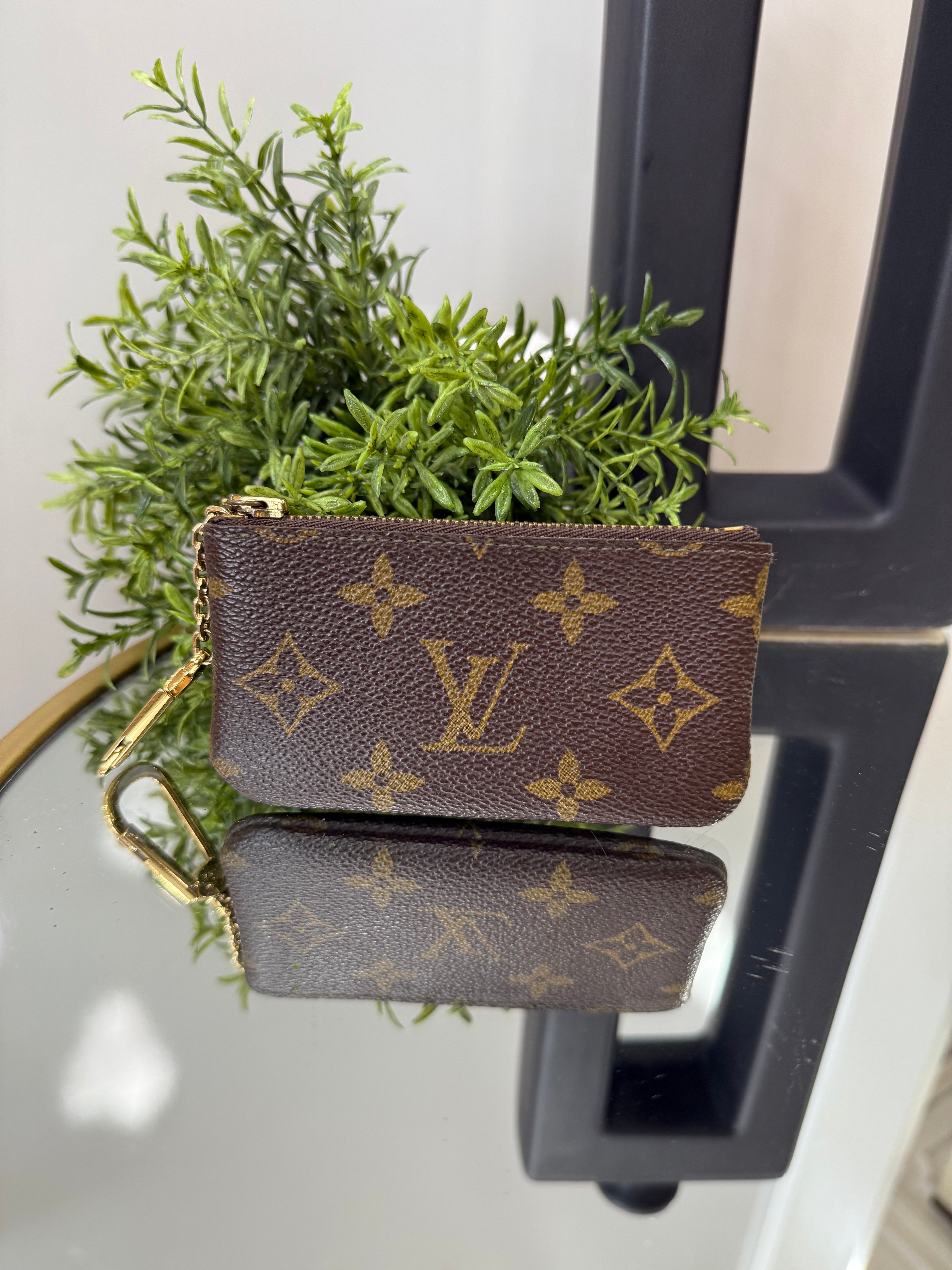 Louis Vuitton Monogram Key Cles