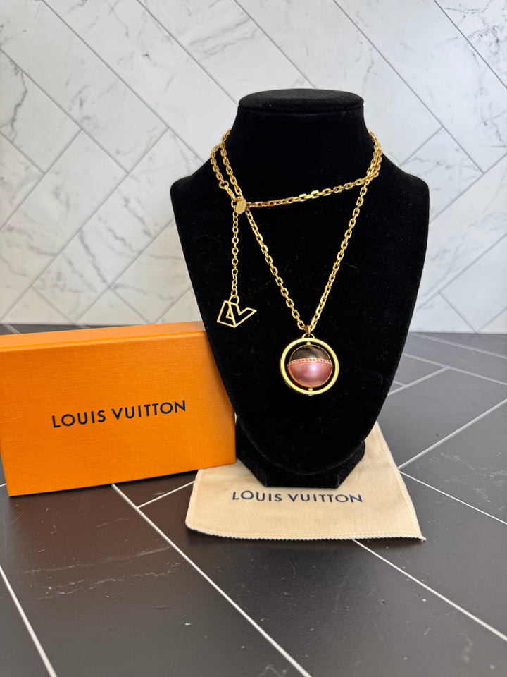 Louis Vuitton Pink & Gold Pandantif Magnetic Necklace