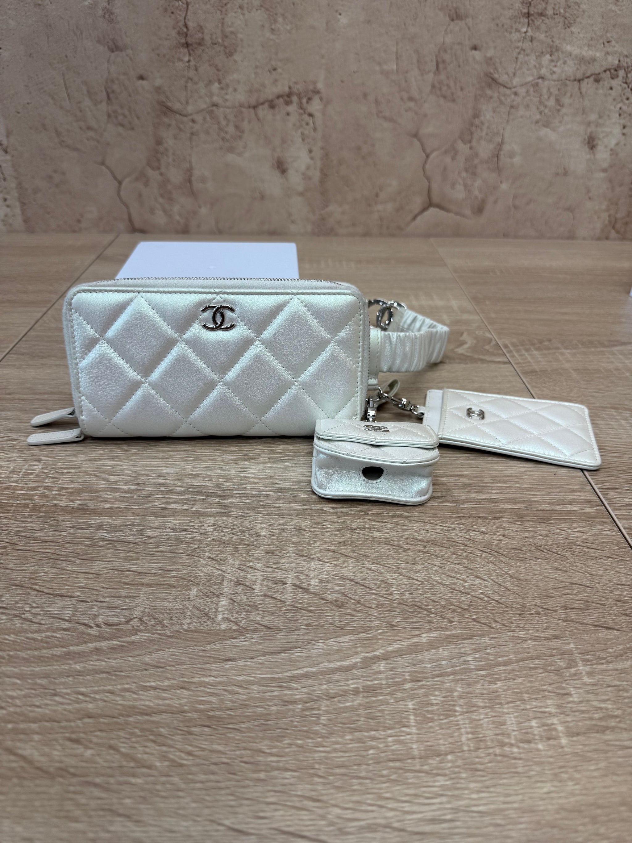 LIKE NEW Chanel White Iridescent Calfskin Leather Coco Belt Bag