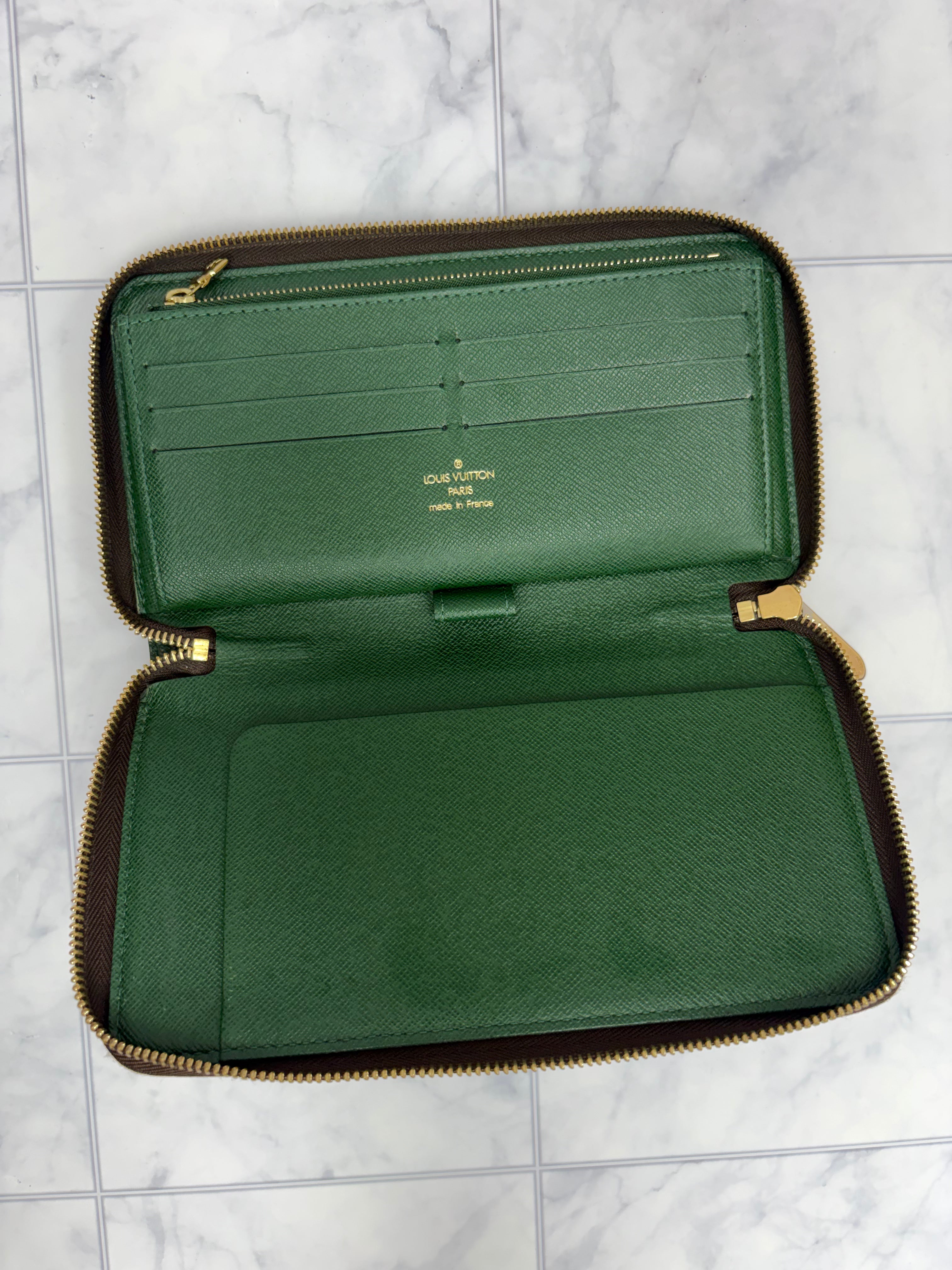 Louis Vuitton Monogram Groom Zippy Organizer Wallet