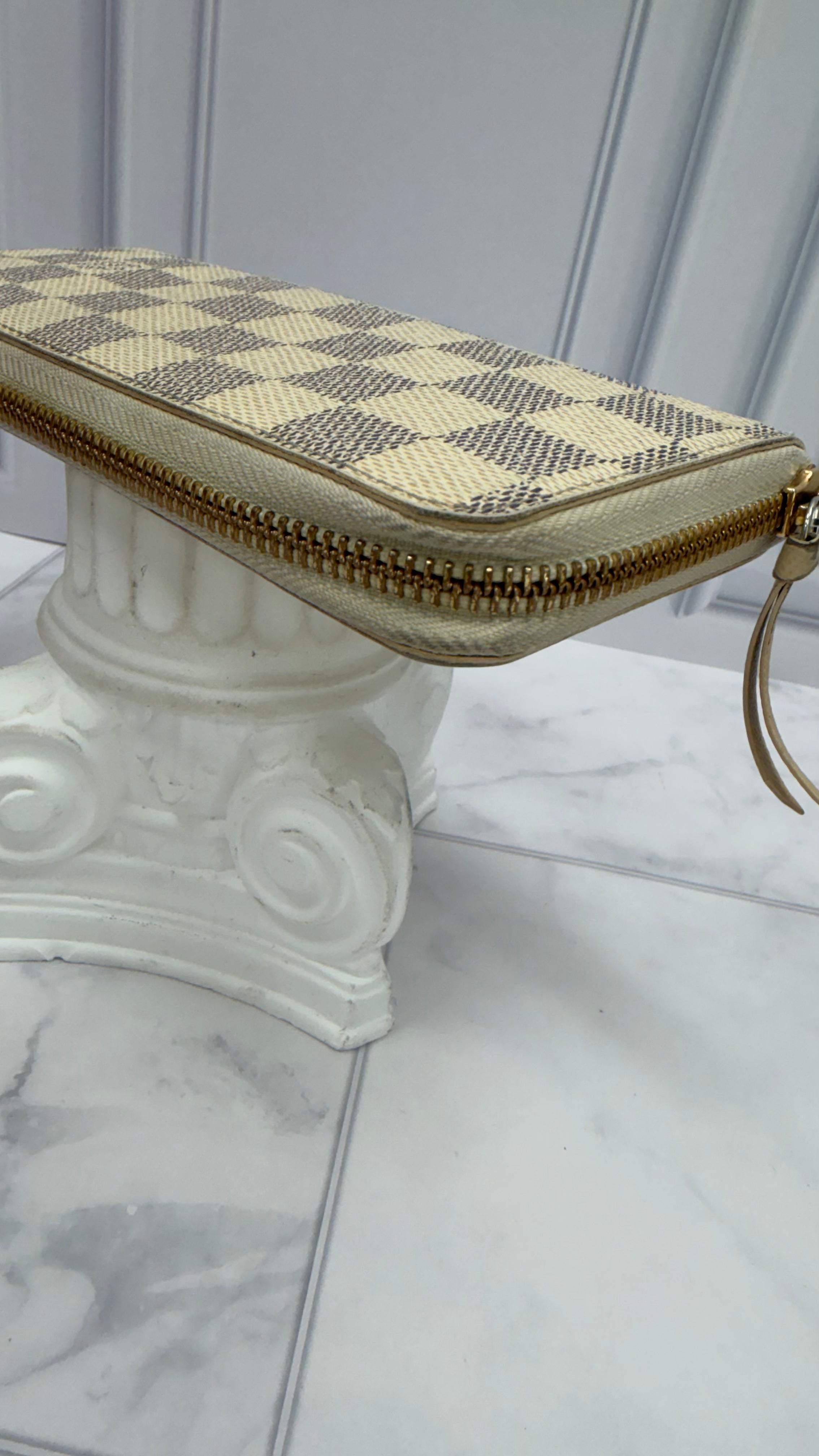Louis Vuitton Damier Azur Clemence Zippy Wallet