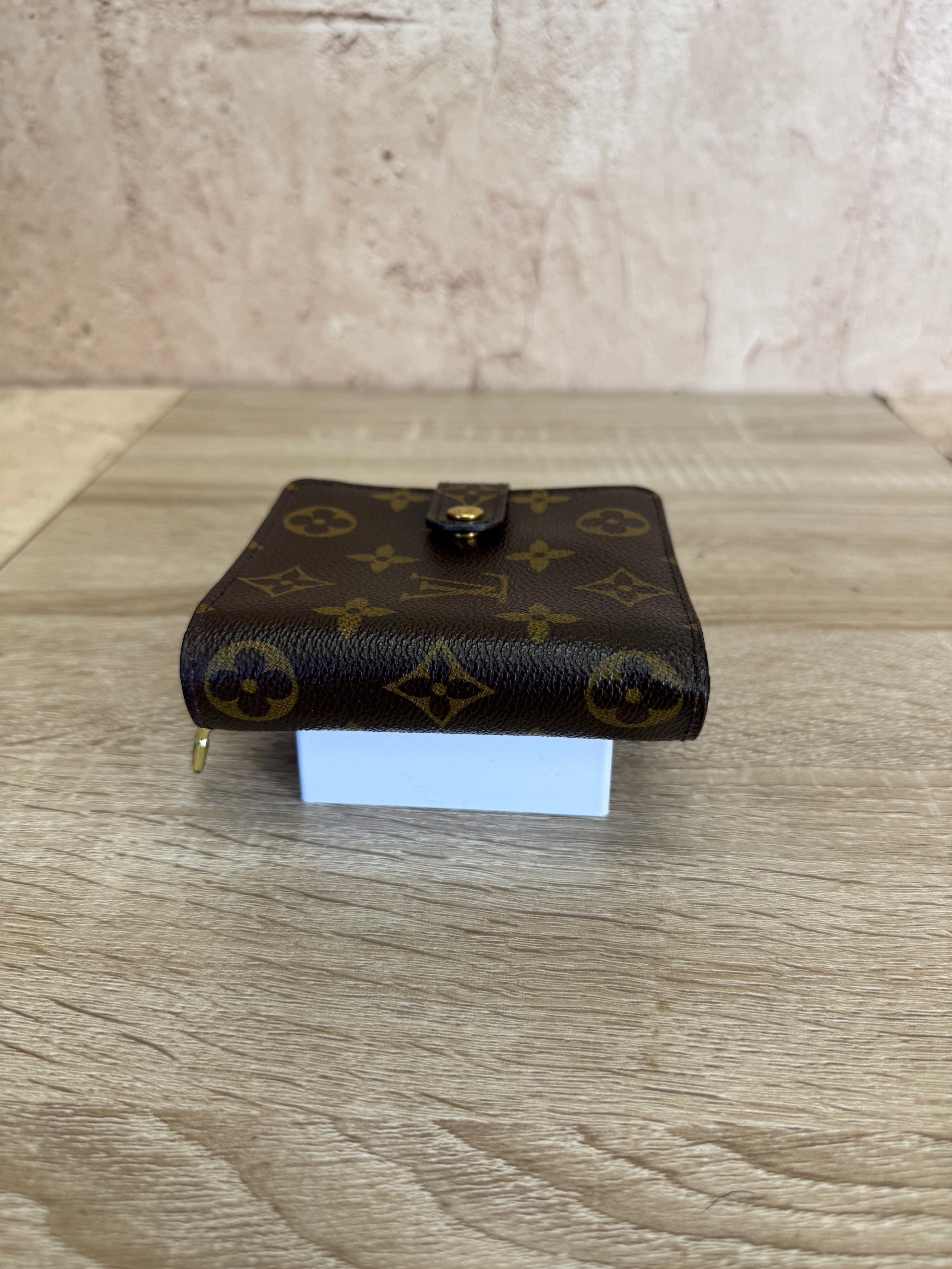 Louis Vuitton Monogram Compact Zippy Wallet