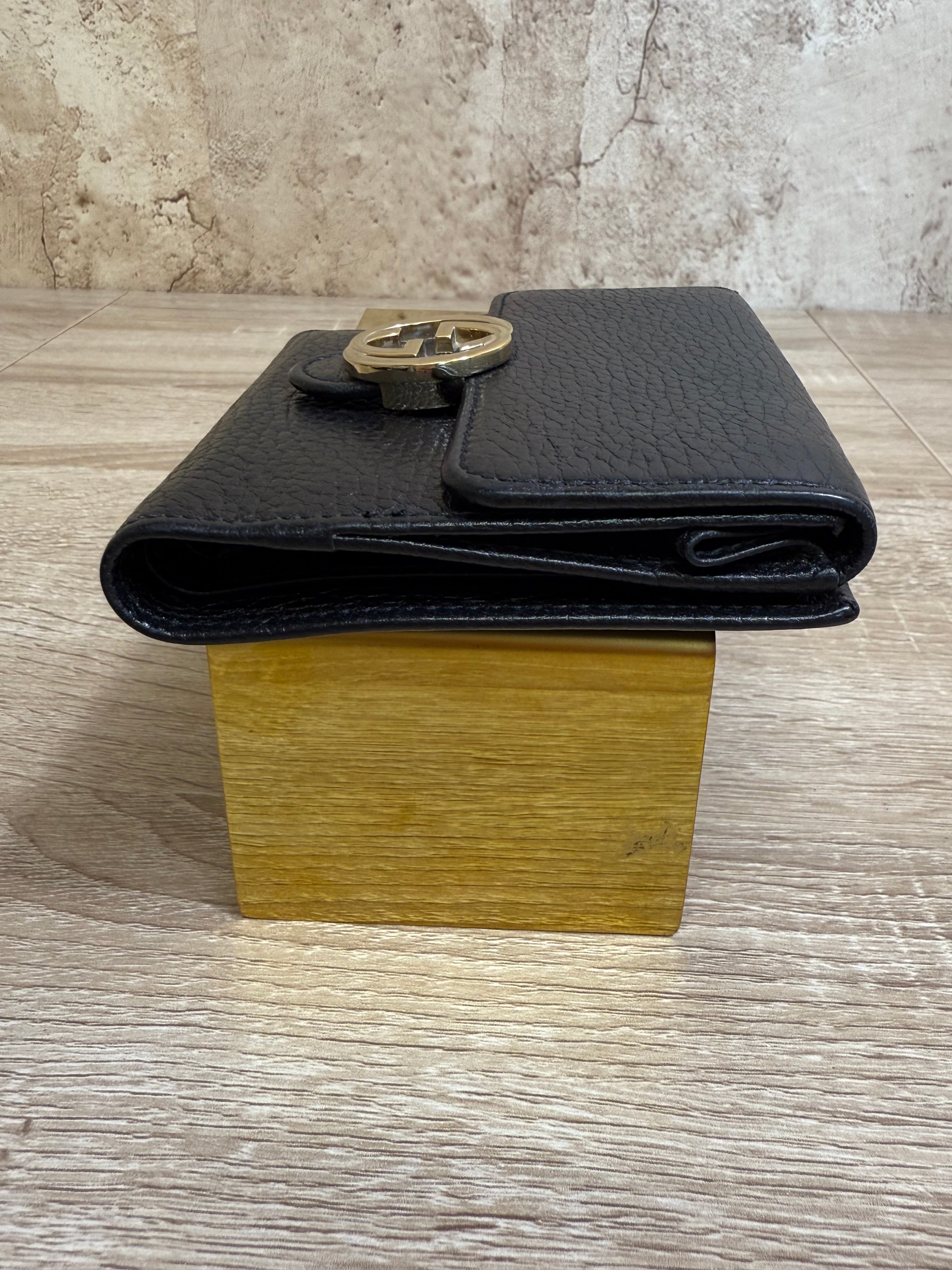 Gucci Black Leather Interlocking G Compact Wallet