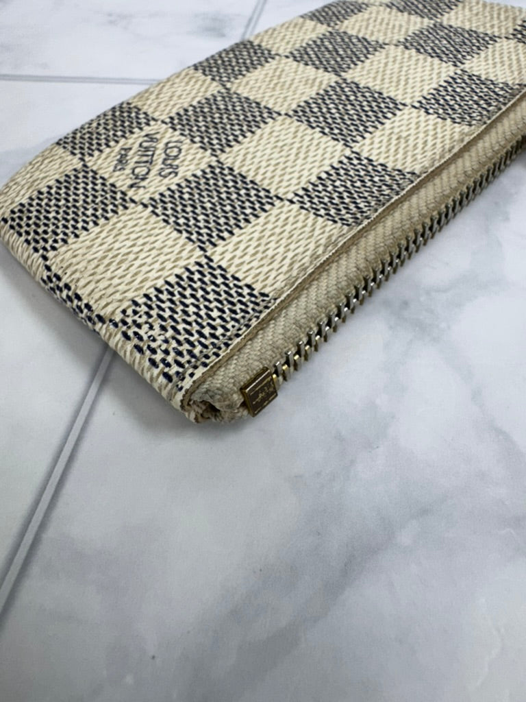 Louis Vuitton Damier Azur Key Cles