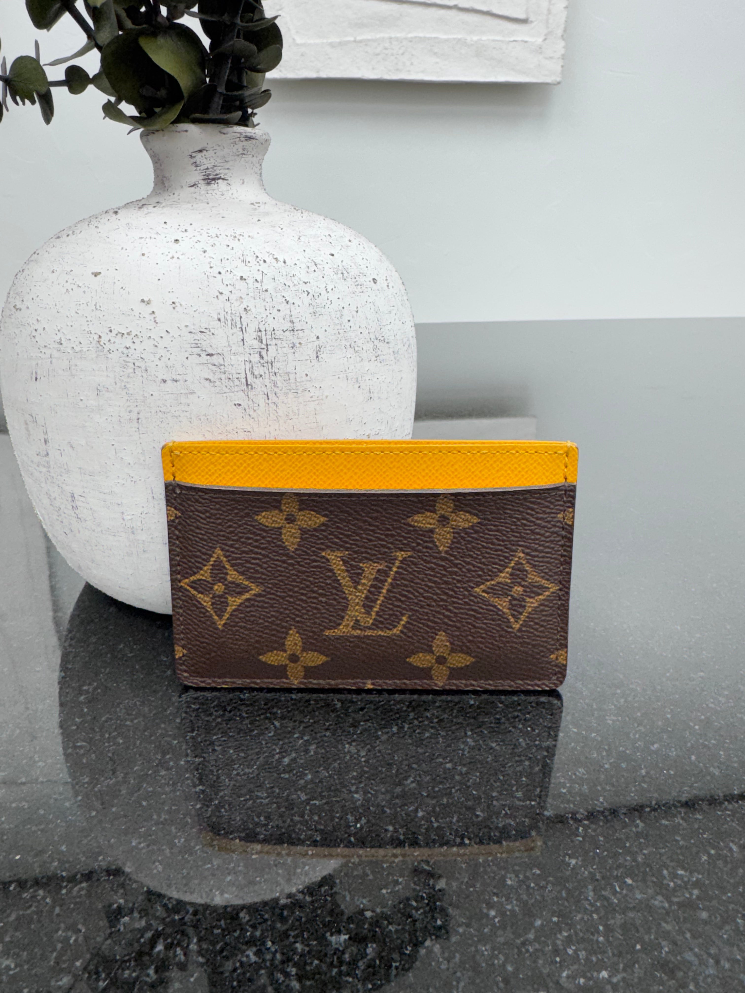 LIKE NEW - Louis Vuitton Monogram & Yellow Card Holder