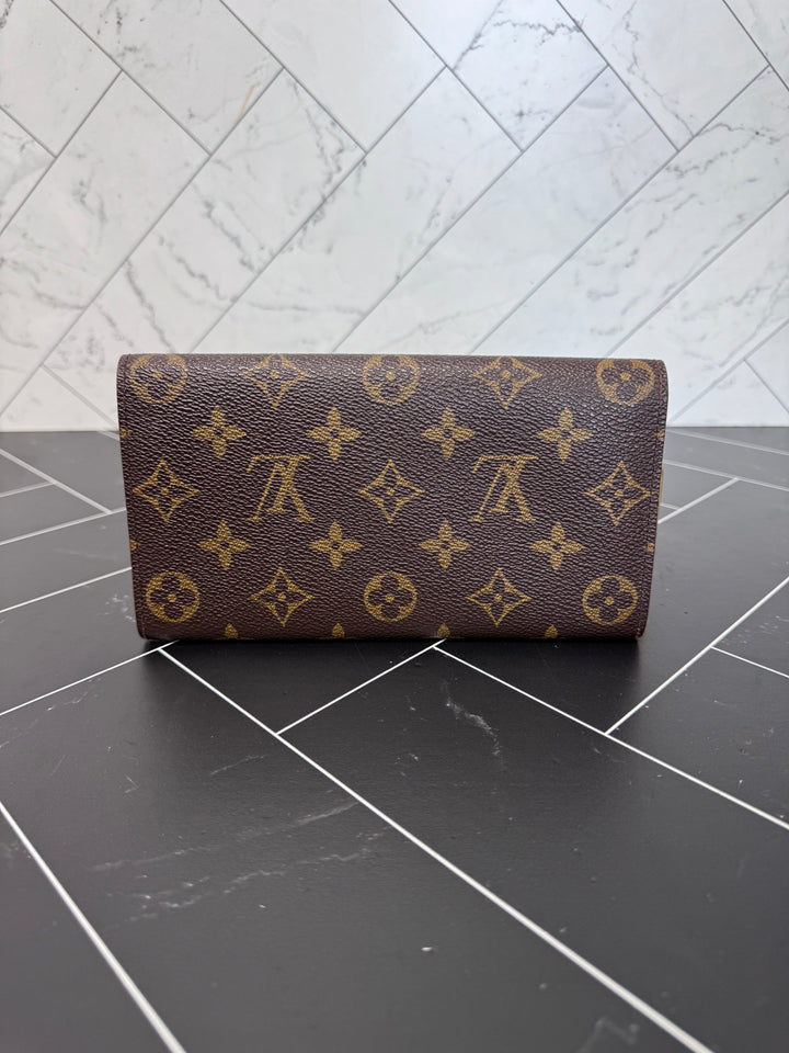 Louis Vuitton Monogram Sarah Wallet