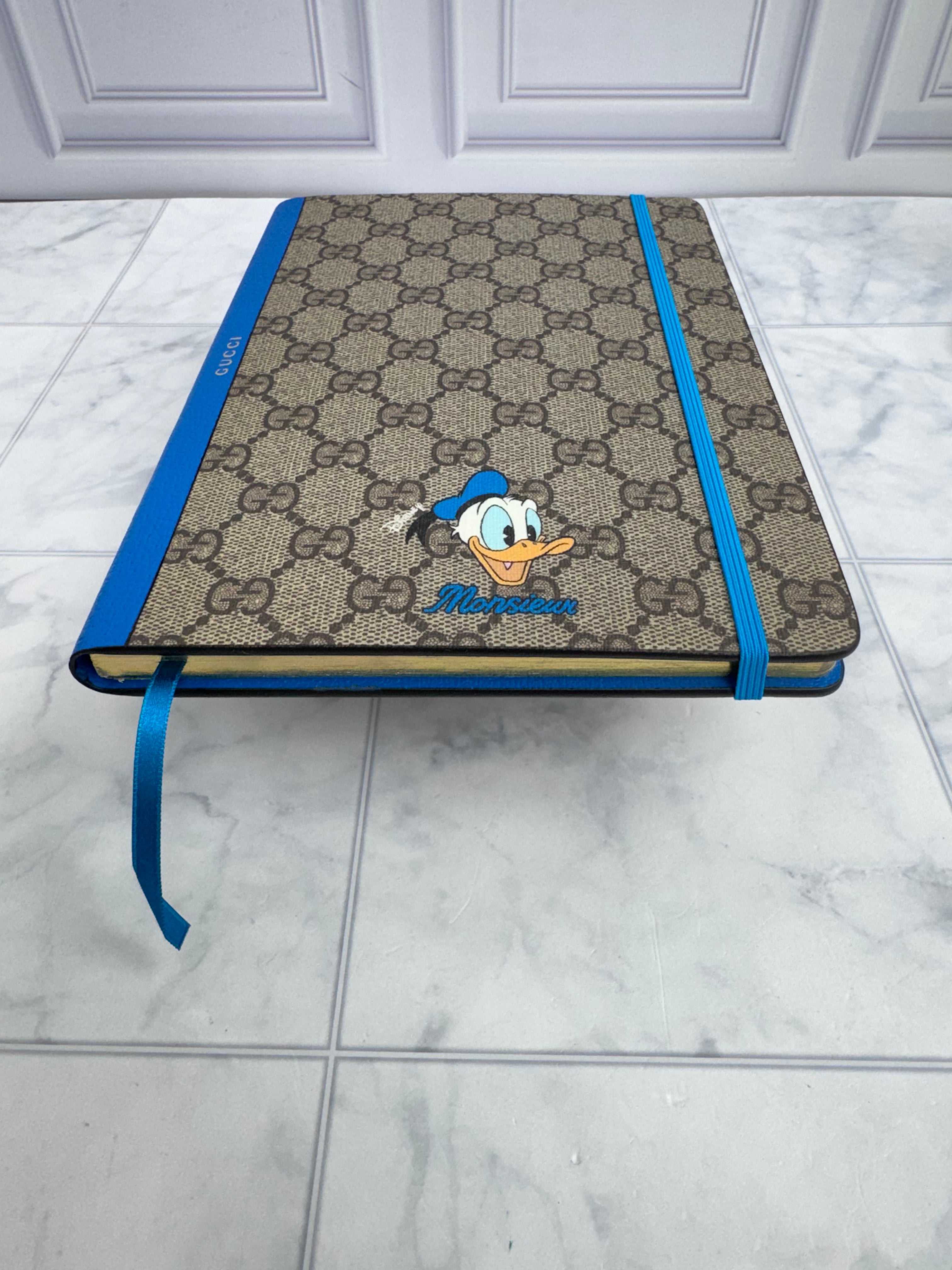 BRAND NEW - Gucci x Disney GG Supreme Donald Duck Notebook