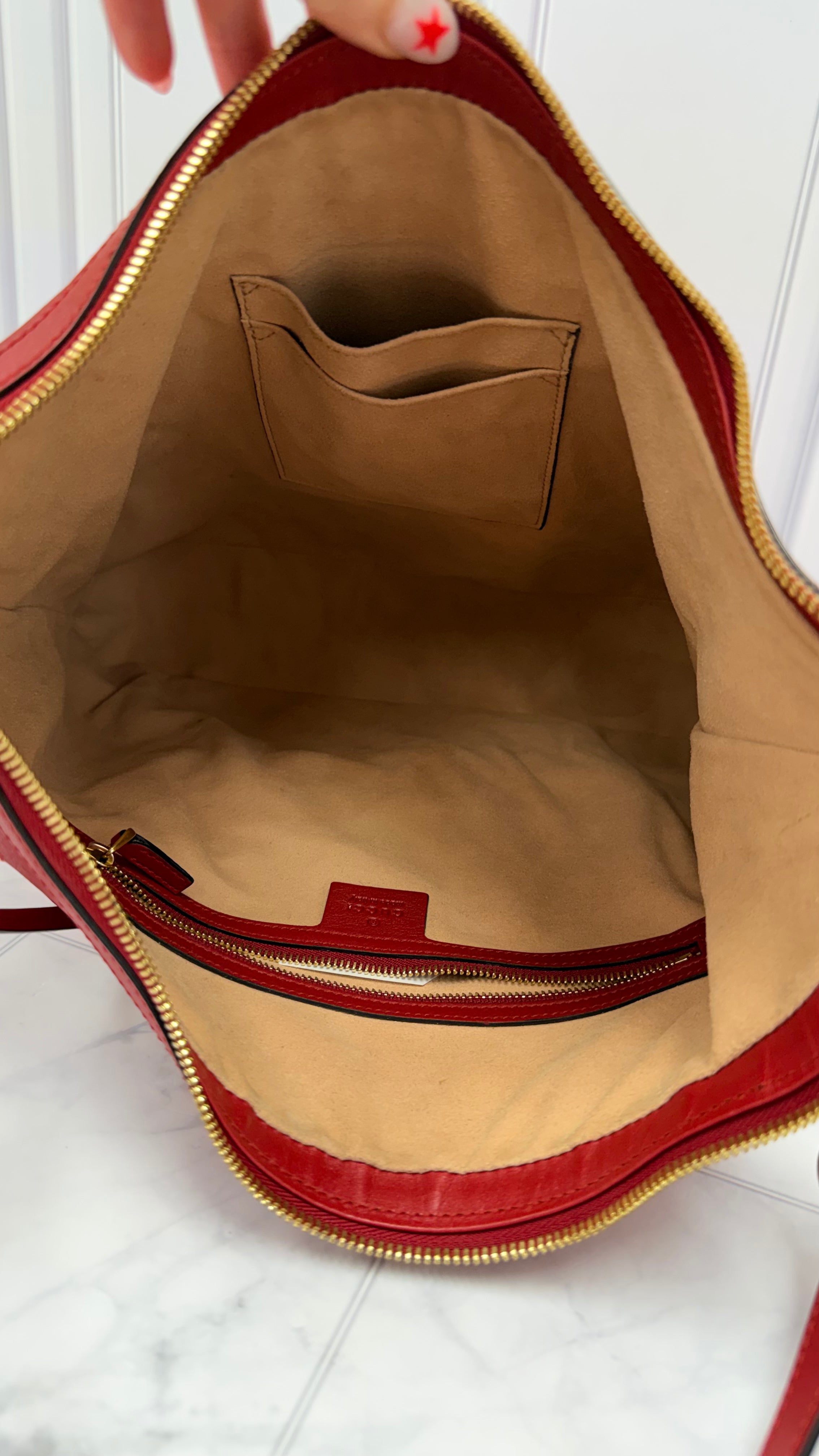 *DONS DROP* Gucci Red Leather GG Embossed Leather Apollo Hobo Bag