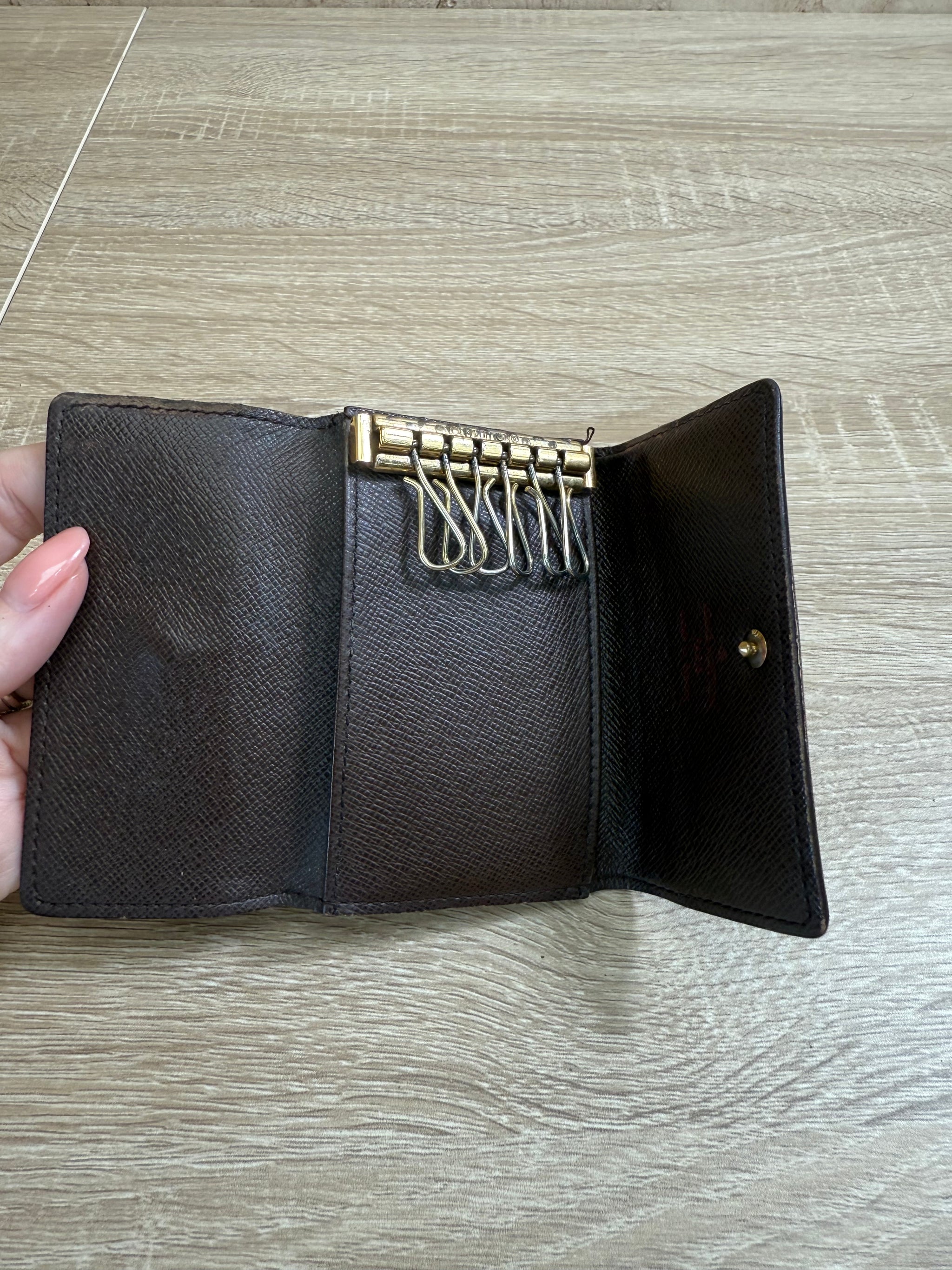 Louis Vuitton Damier Ebene 6 Key Ring Case