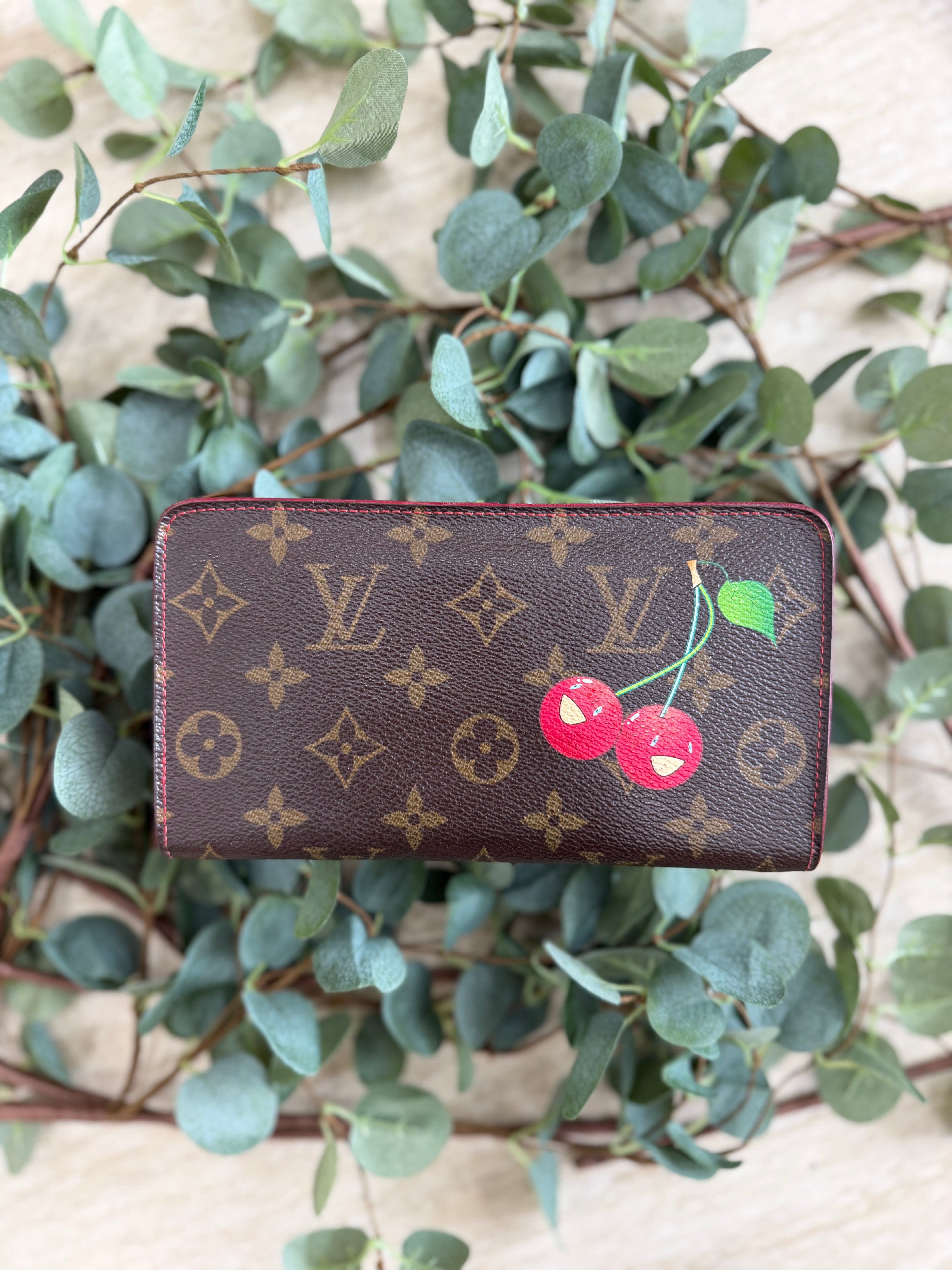 LIKE NEW Louis Vuitton Monogram Cherry Zippy Wallet